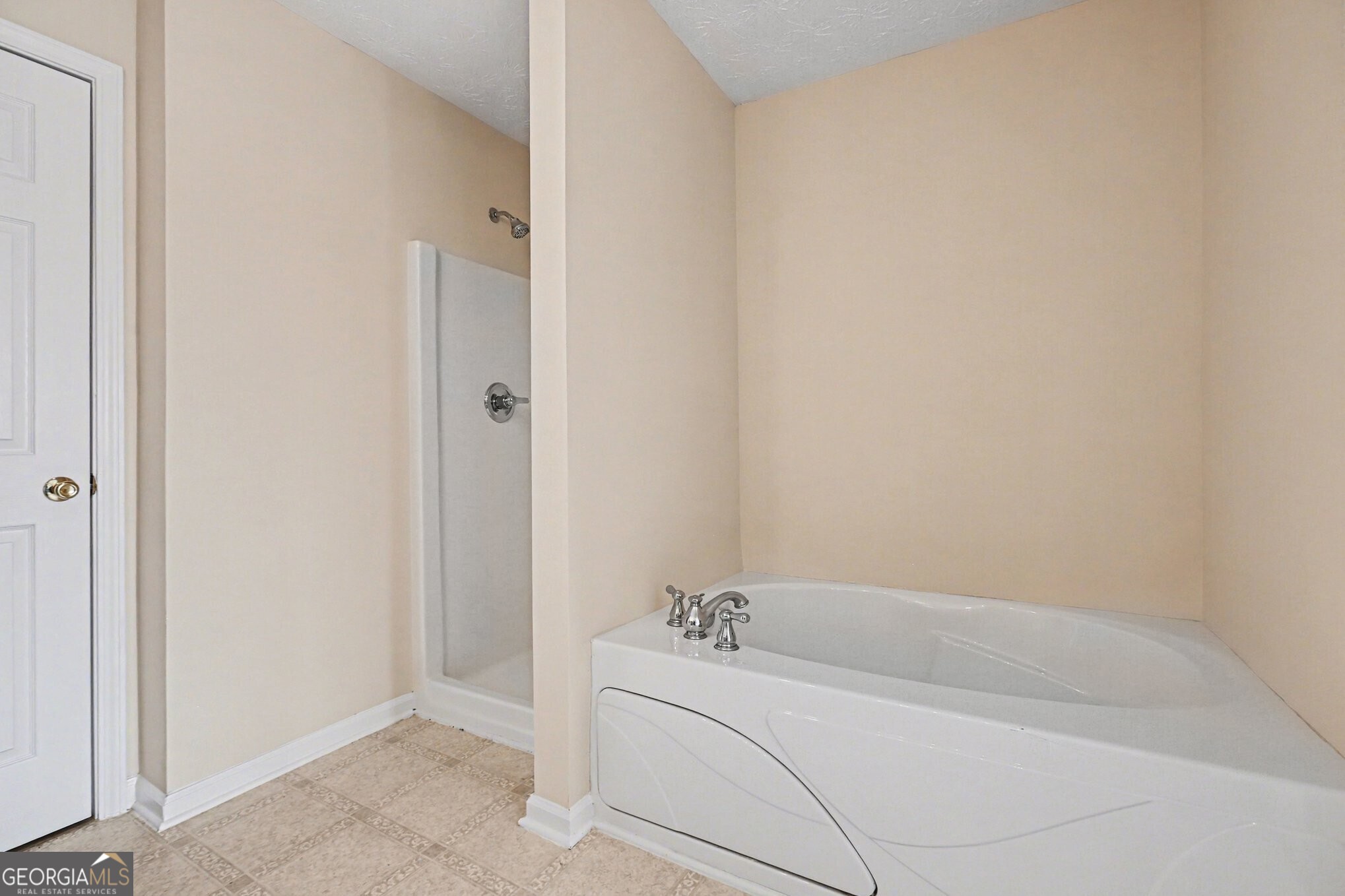 6632 Splashwater Drive