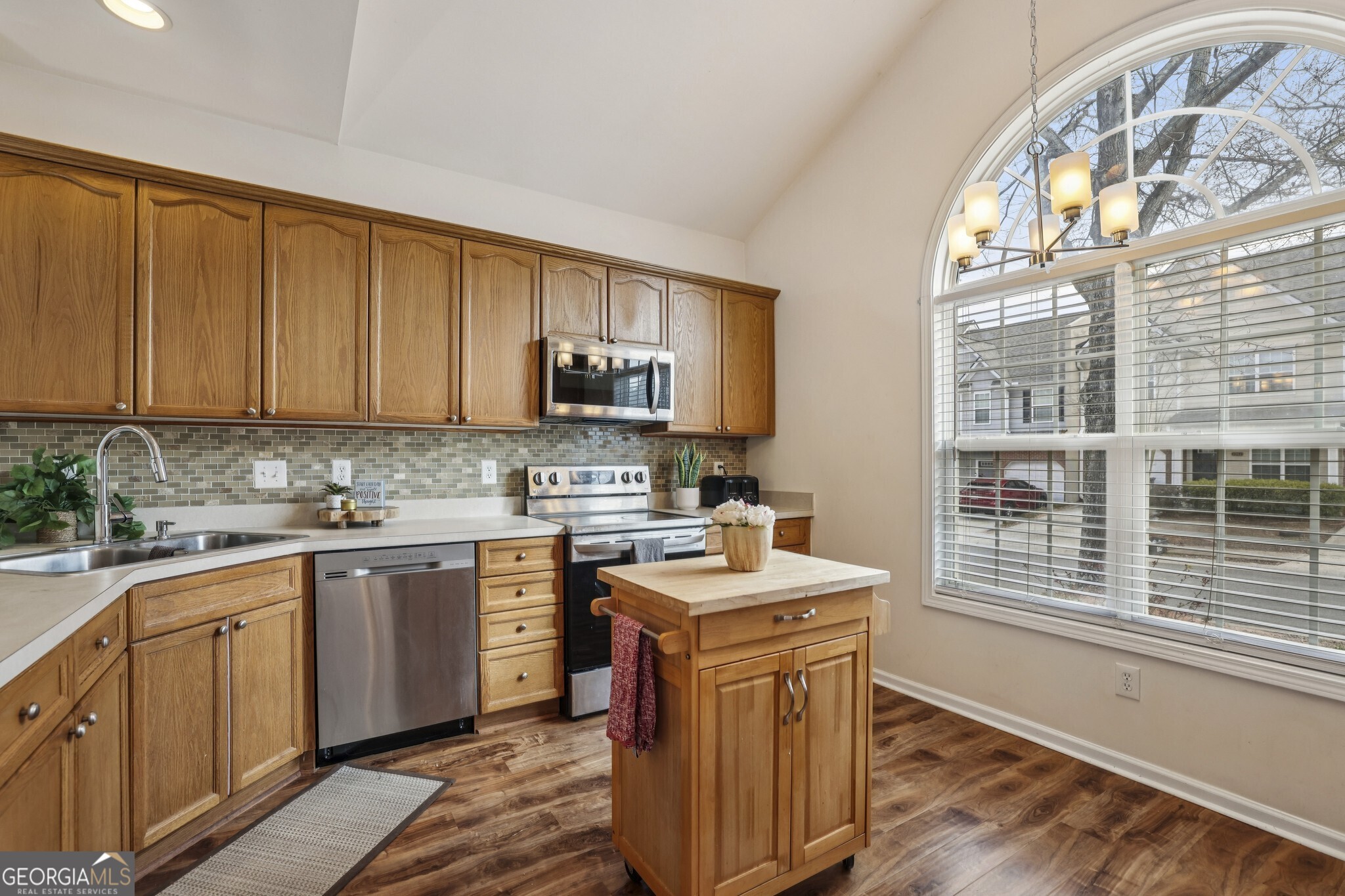 2365 Suwanee Pointe Drive