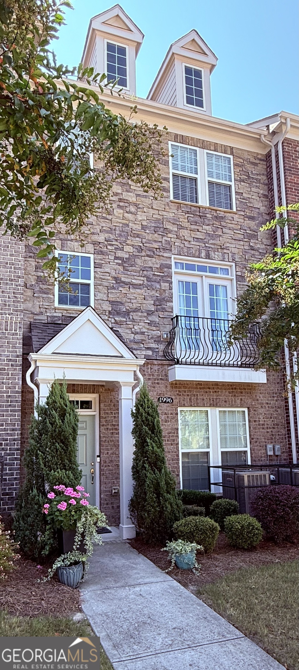 1996 Bryant Park Lane