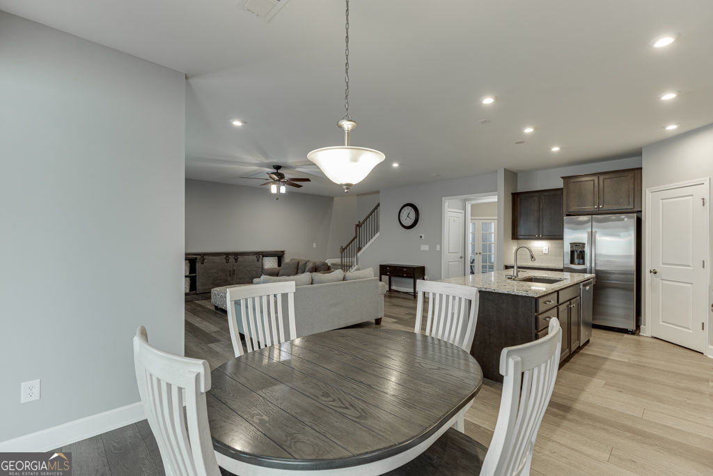 7314 Shady Tree Court