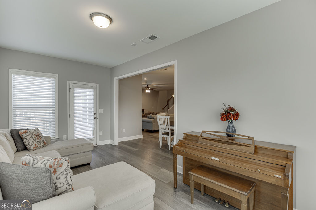 7314 Shady Tree Court