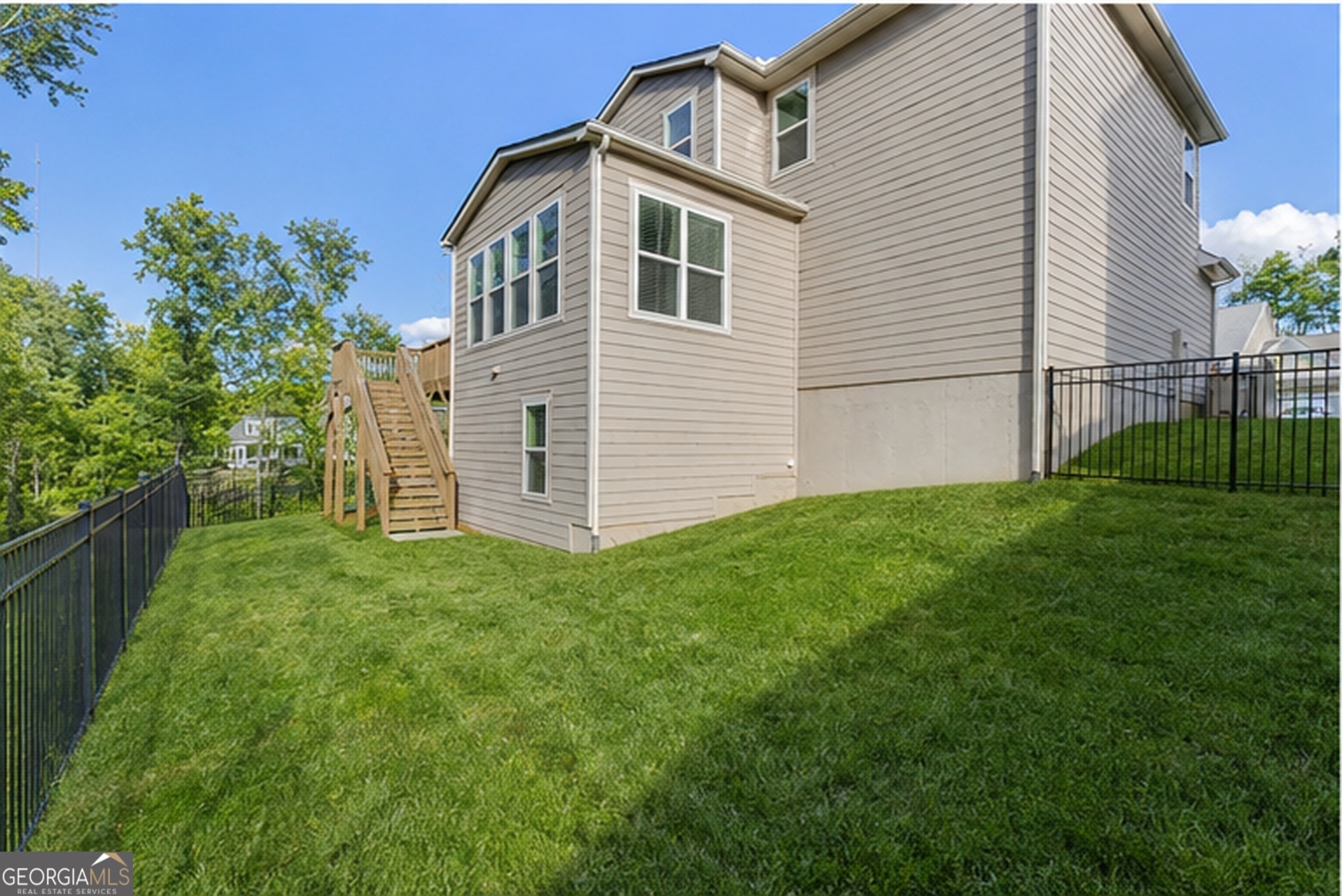 7314 Shady Tree Court
