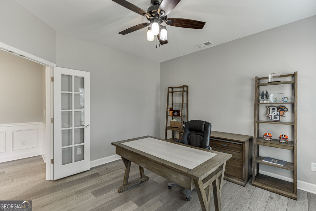 7314 Shady Tree Court