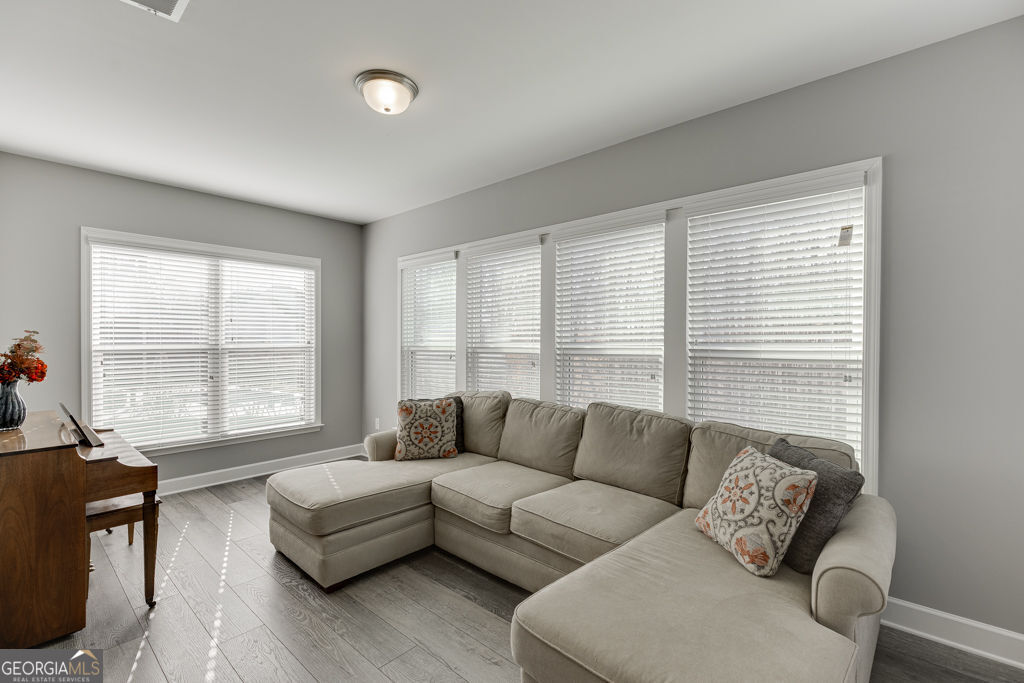 7314 Shady Tree Court