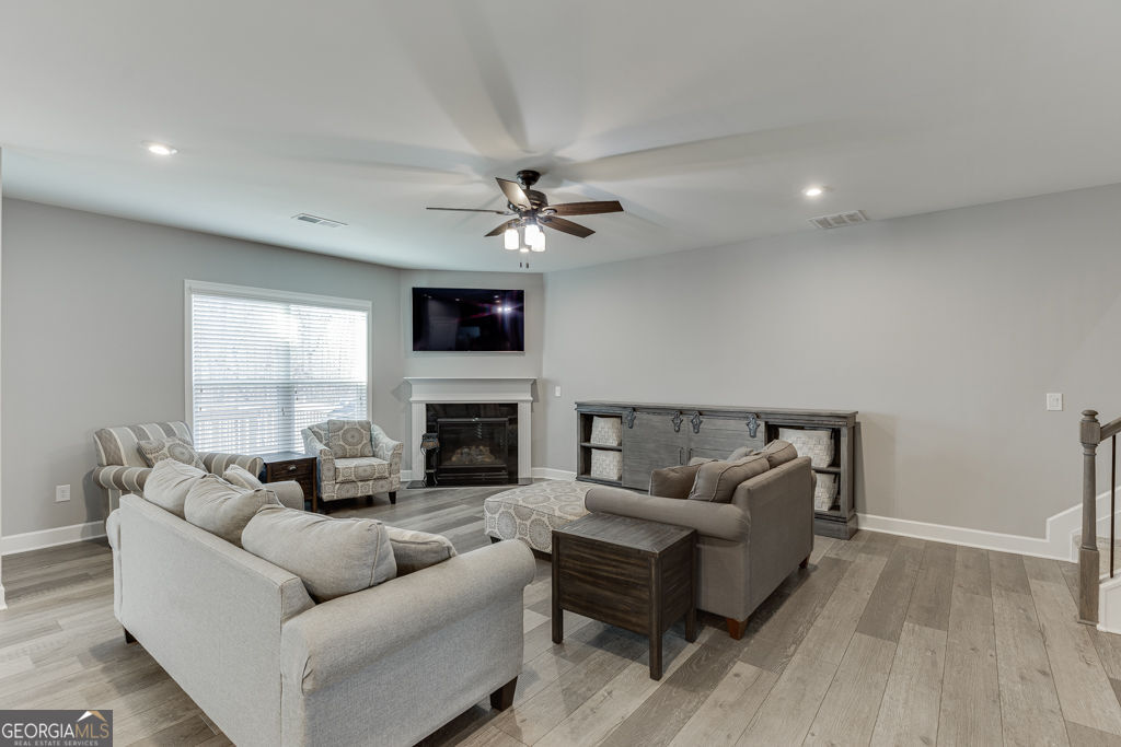 7314 Shady Tree Court