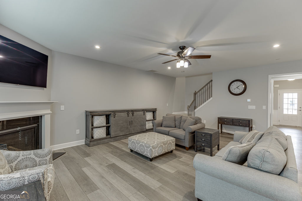 7314 Shady Tree Court