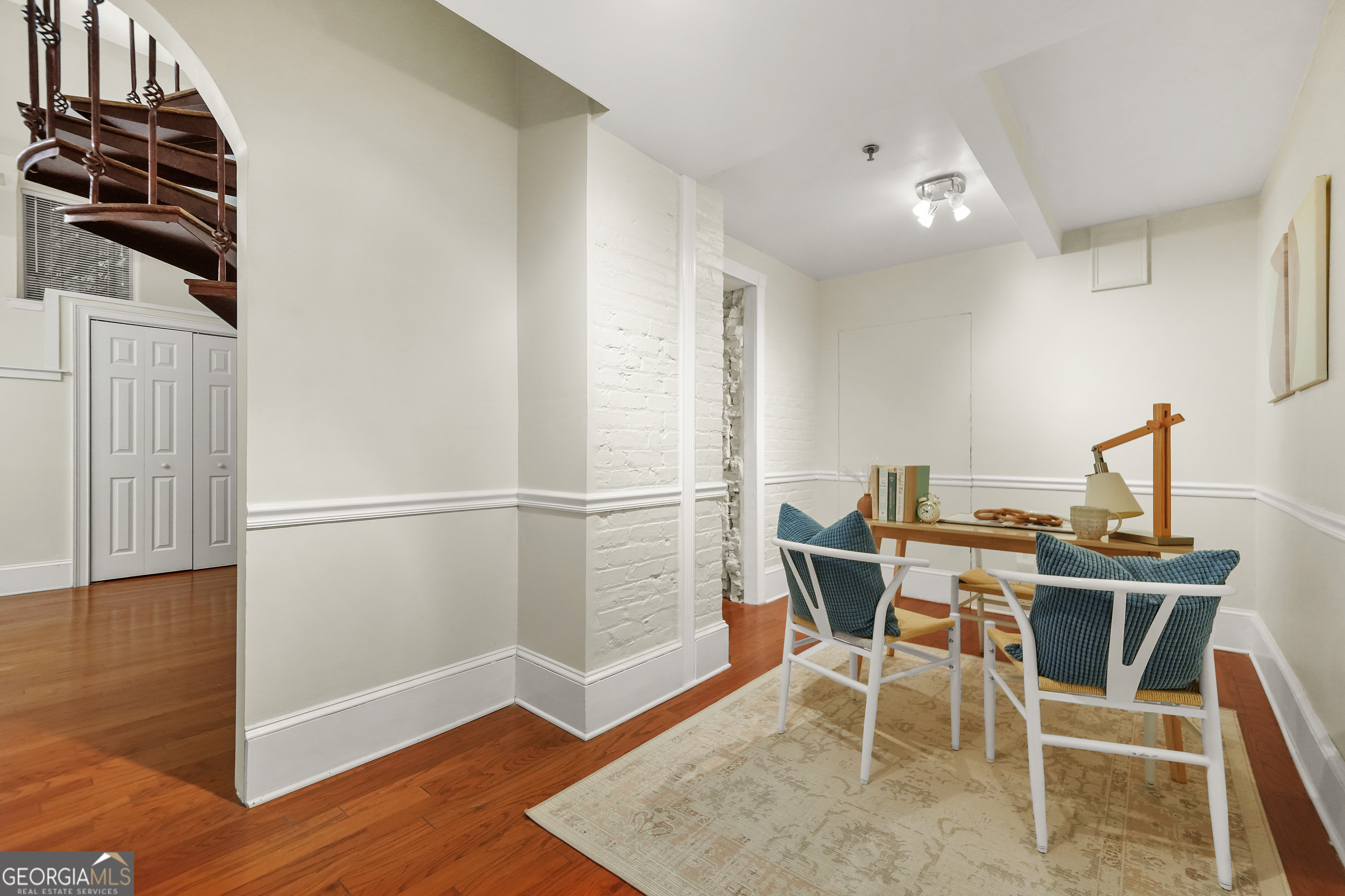 30 5th Street NE # 101