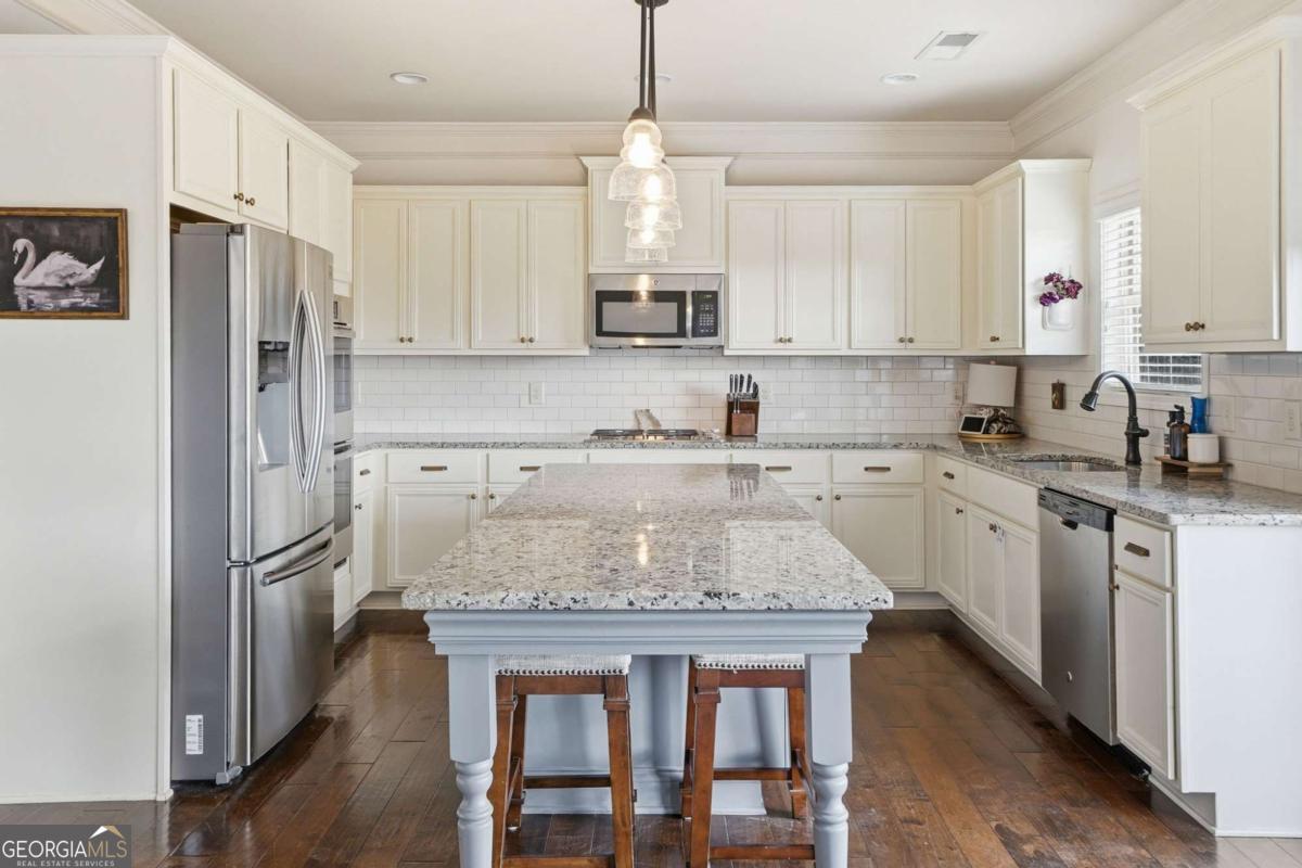 3815 Pleasant Woods Drive