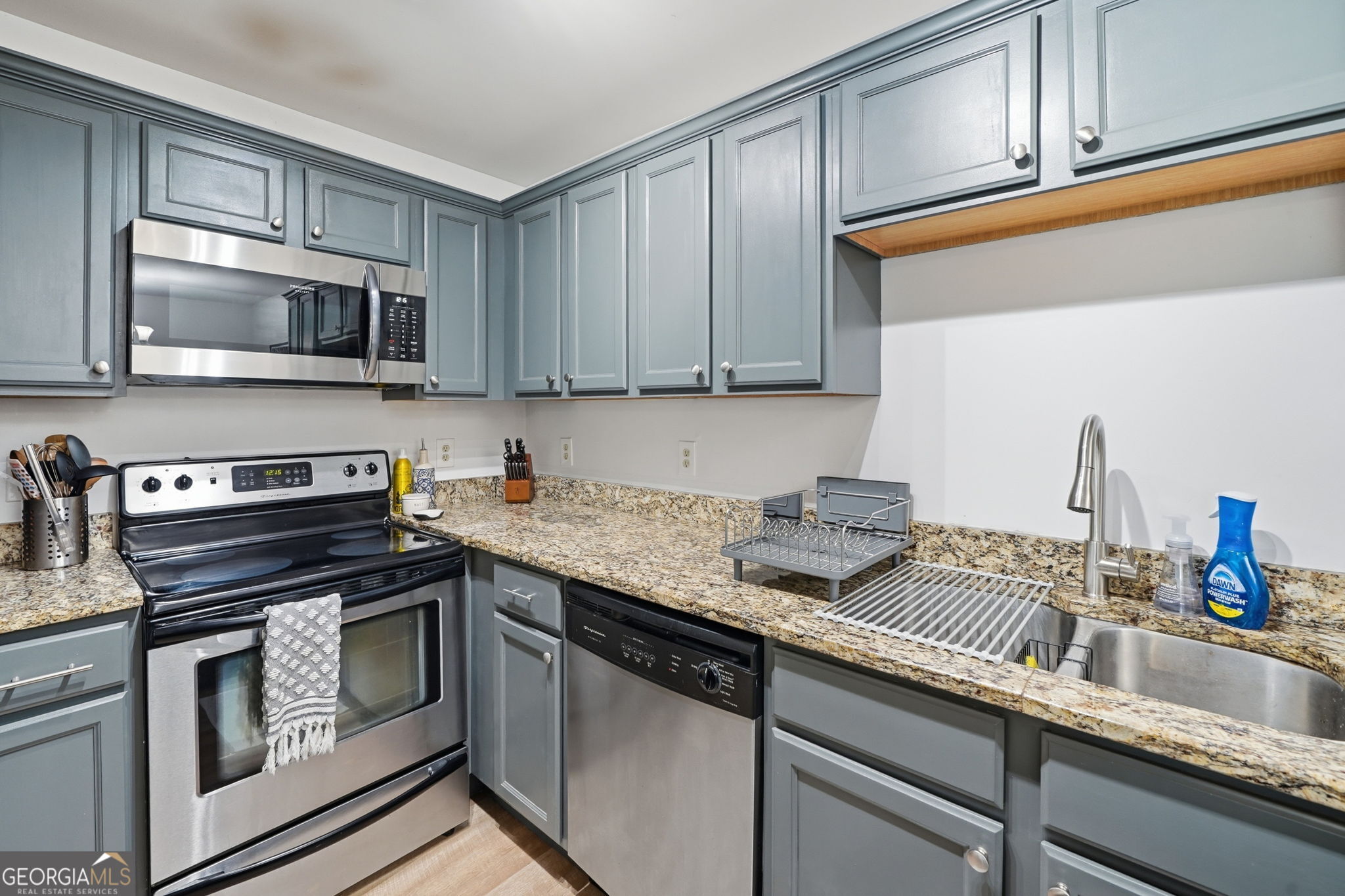 1106 Madison Lane SE