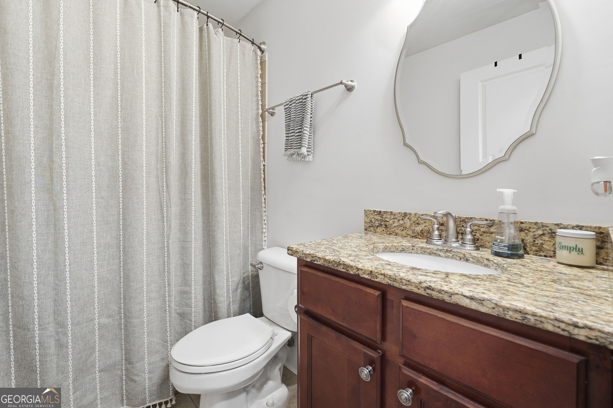 1106 Madison Lane SE