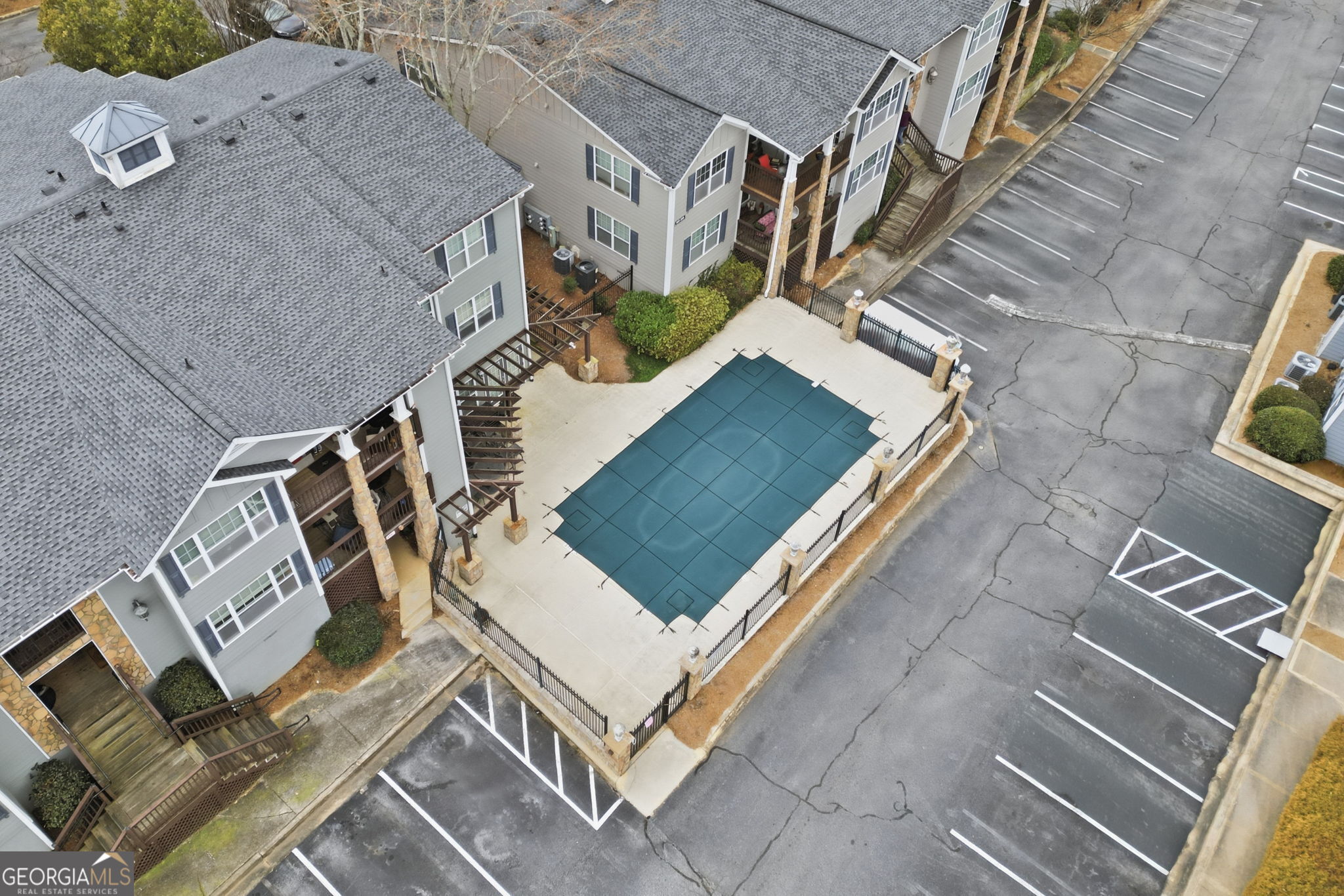 1106 Madison Lane SE