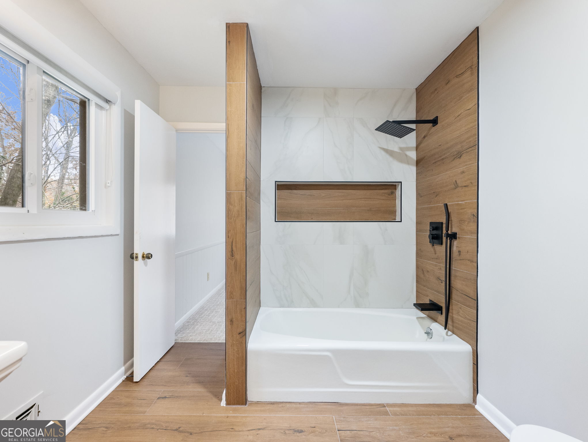 2153 Starfire Drive NE