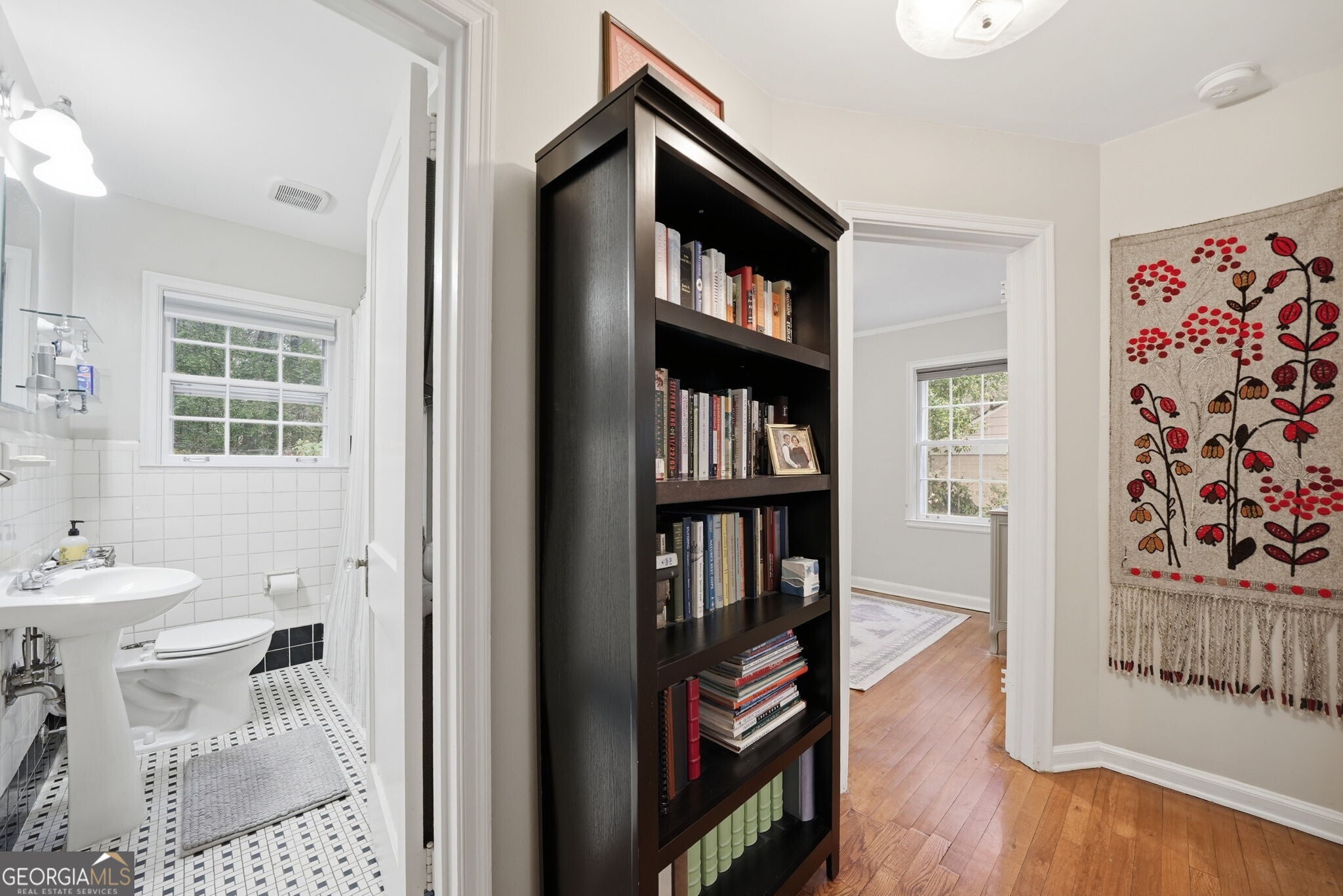 1913 Westminster Way