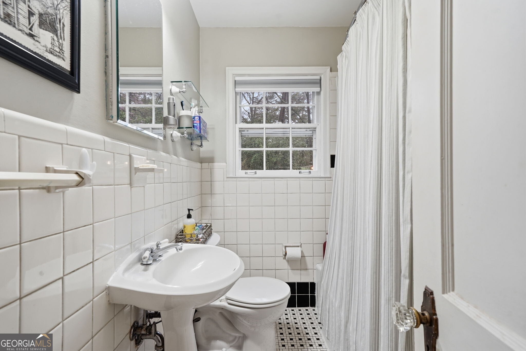 1913 Westminster Way