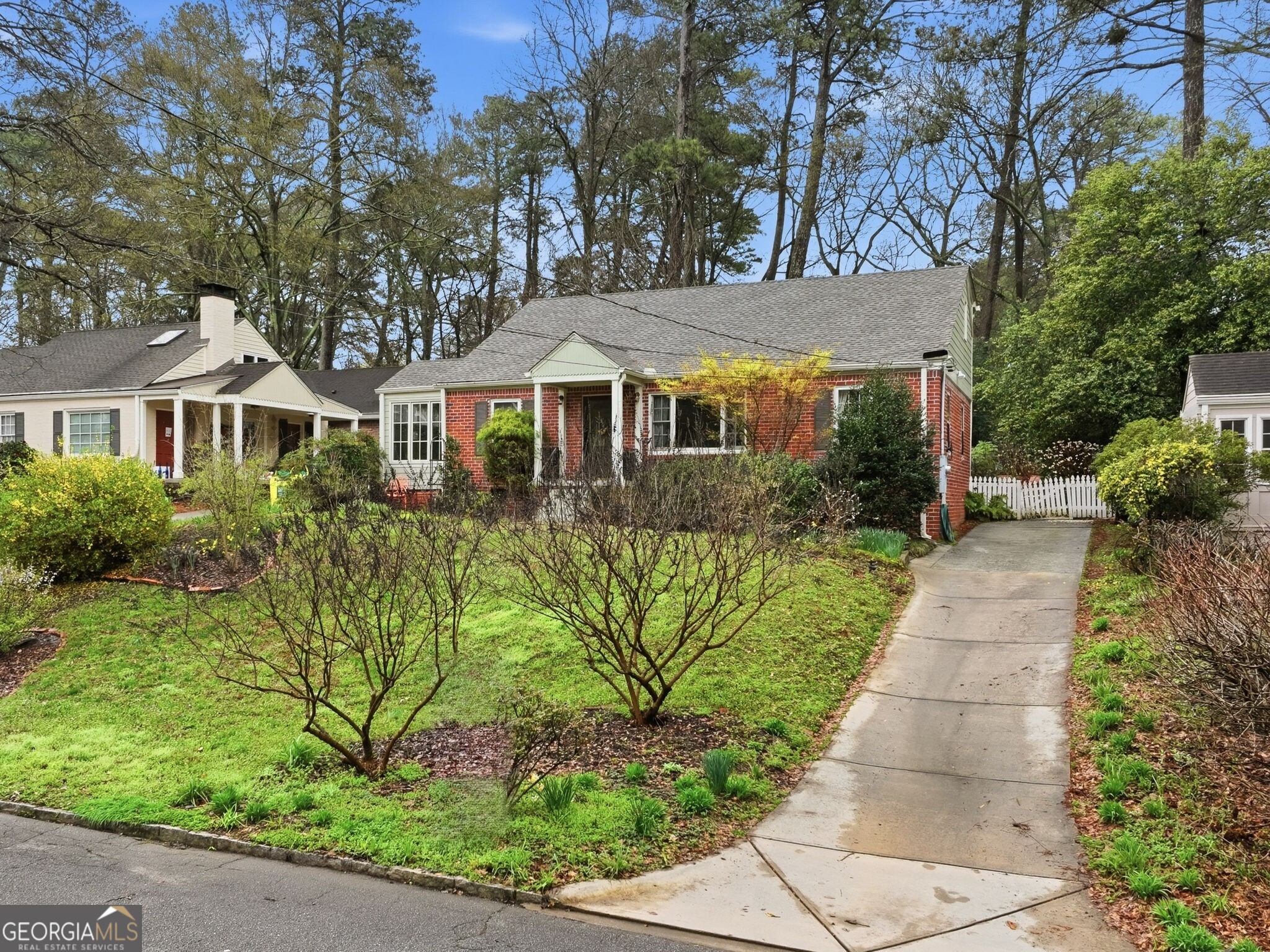 1913 Westminster Way