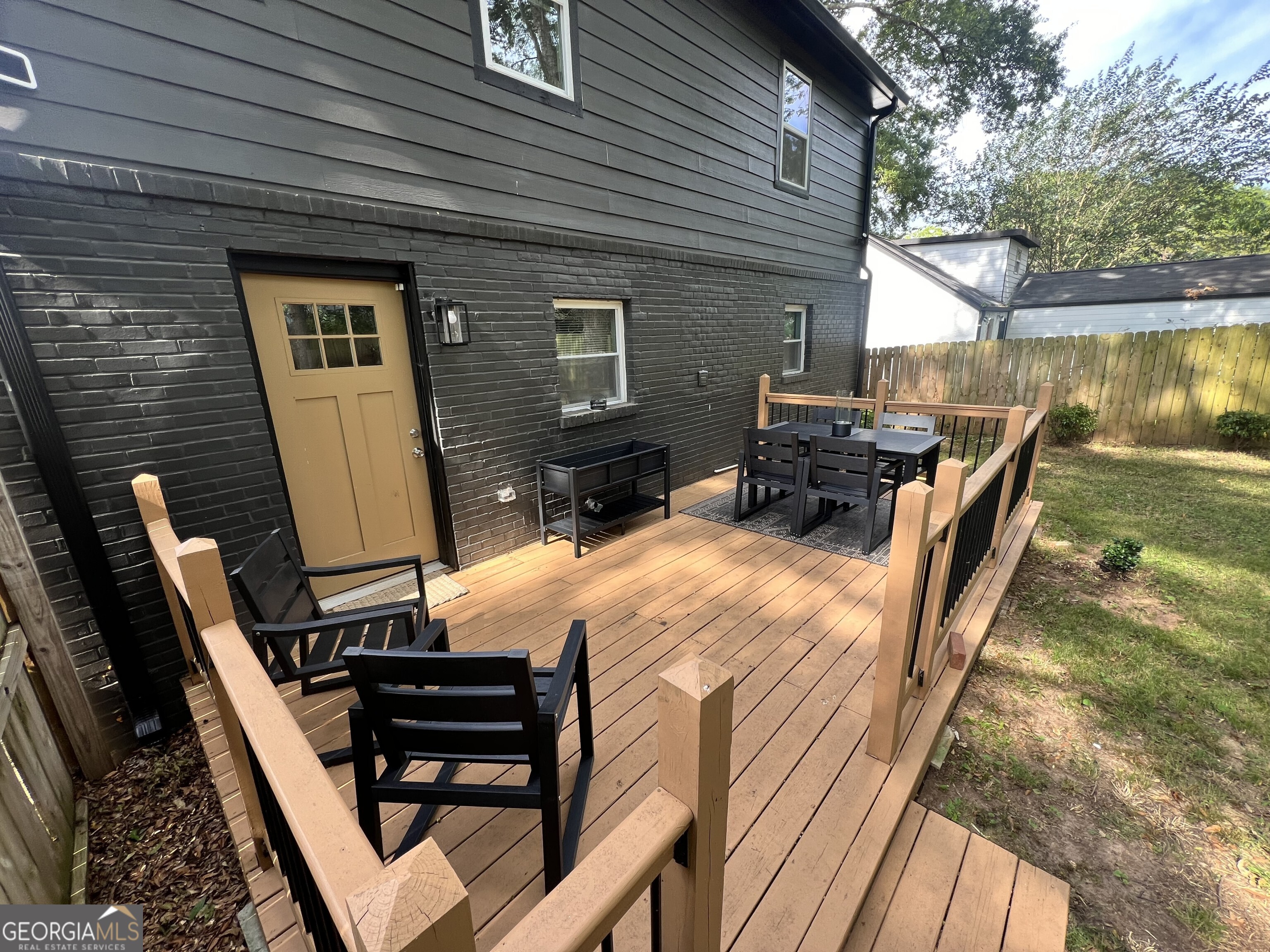 2455 Lynn Iris Drive