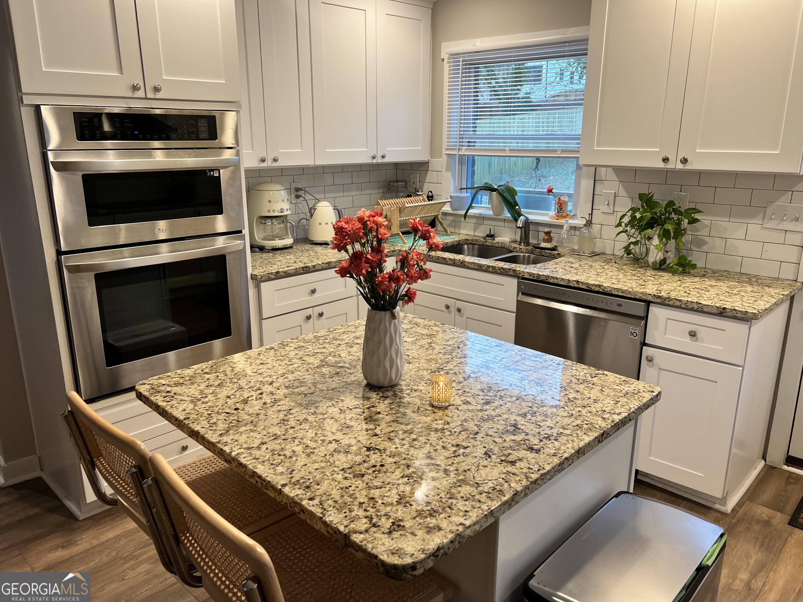 2455 Lynn Iris Drive