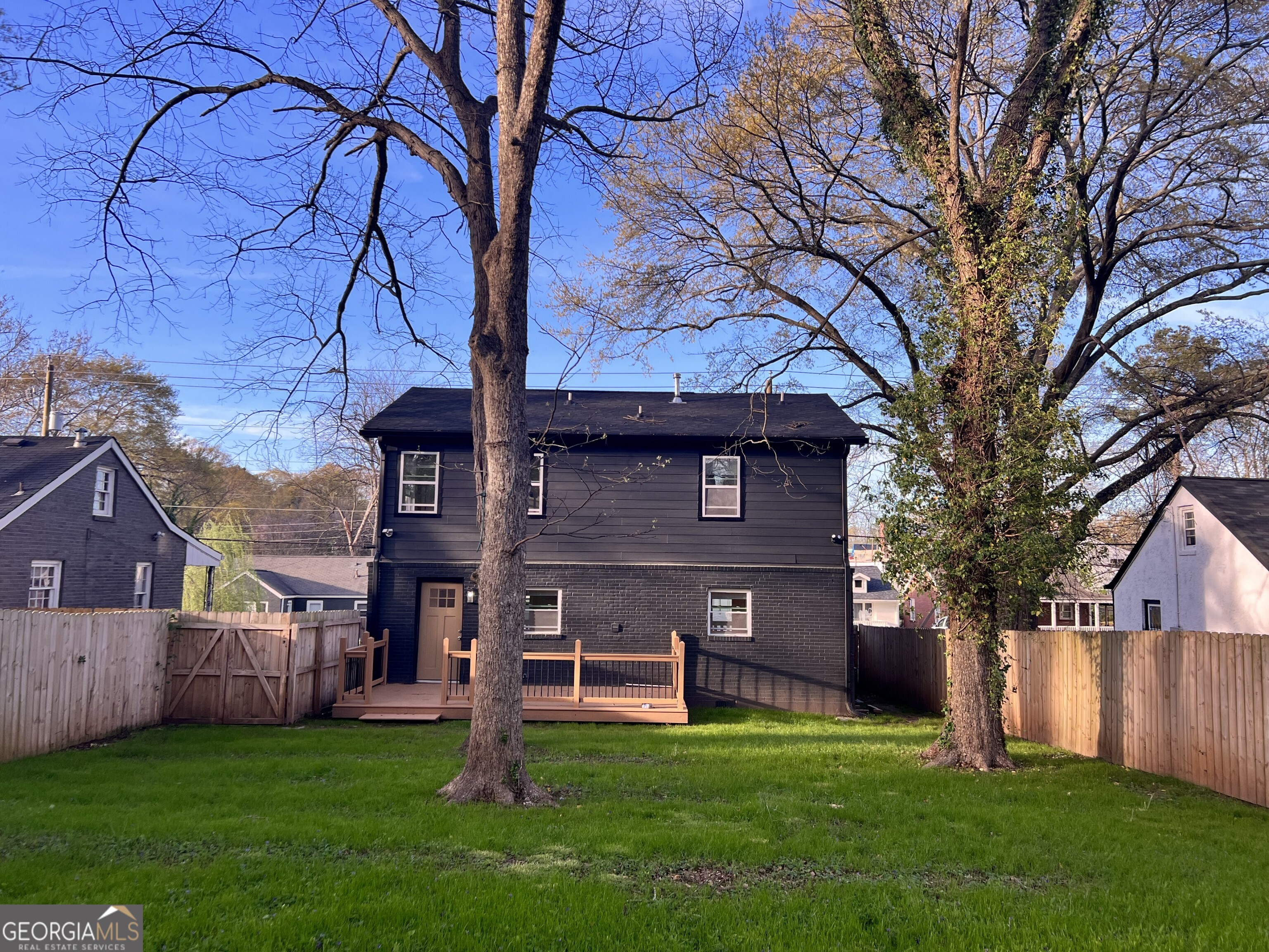 2455 Lynn Iris Drive