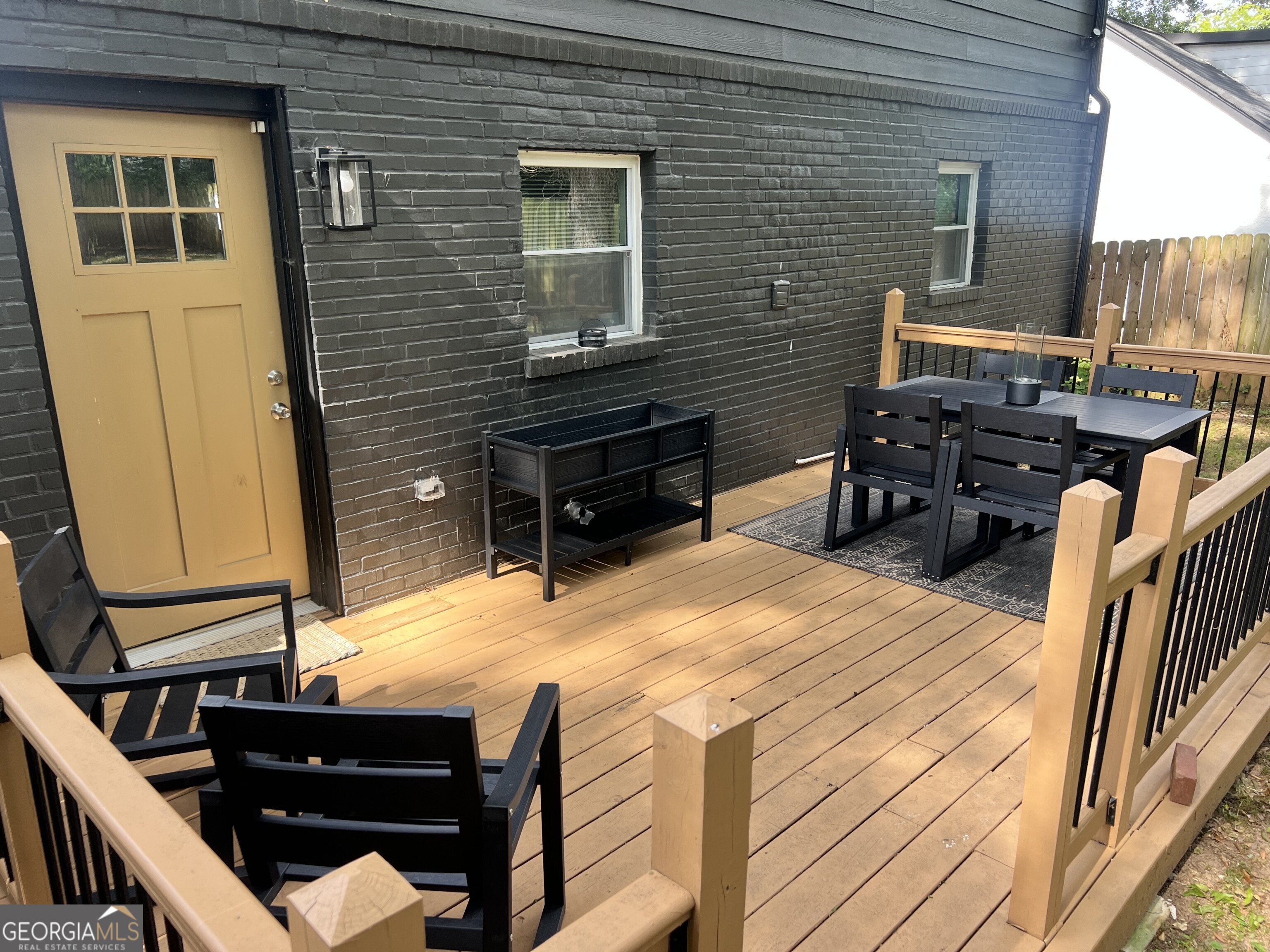 2455 Lynn Iris Drive