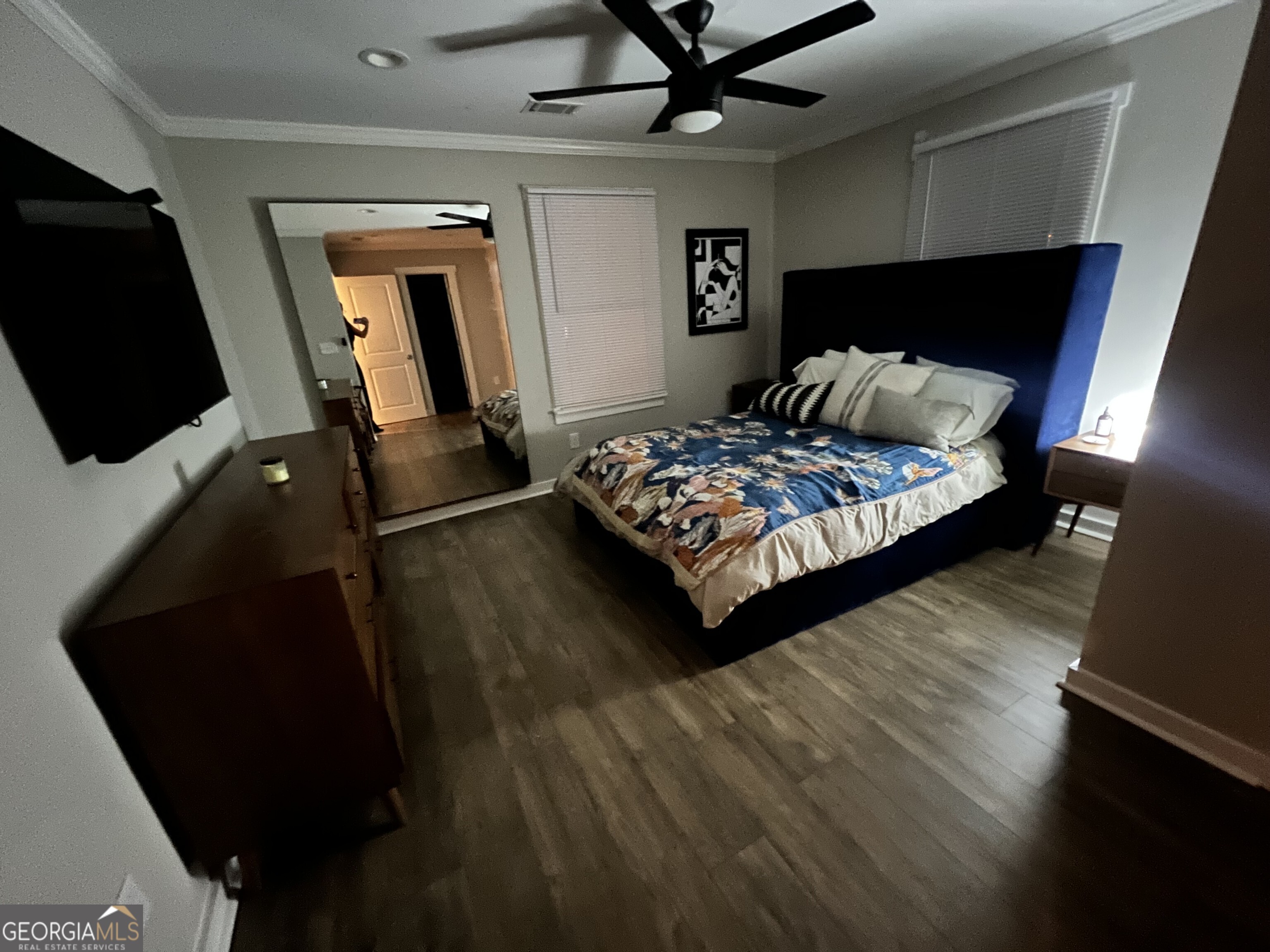 2455 Lynn Iris Drive