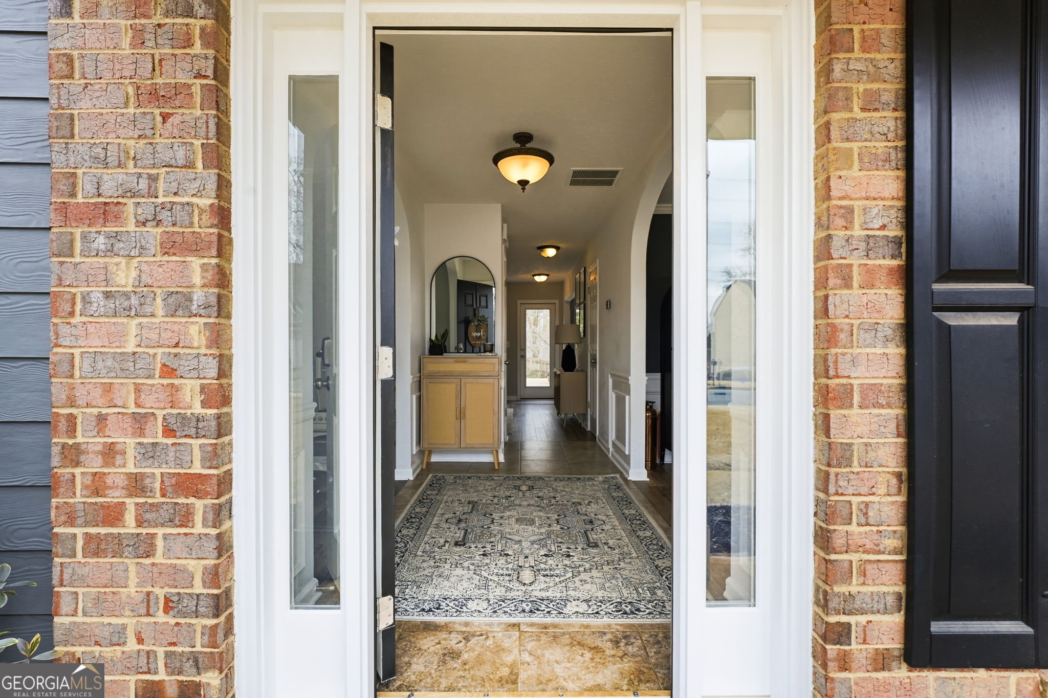 5076 Newpark Drive NW