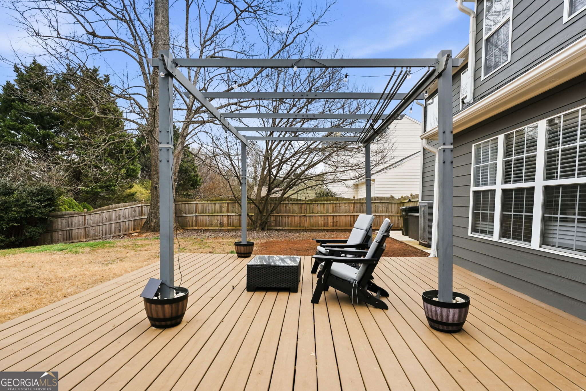 5076 Newpark Drive NW