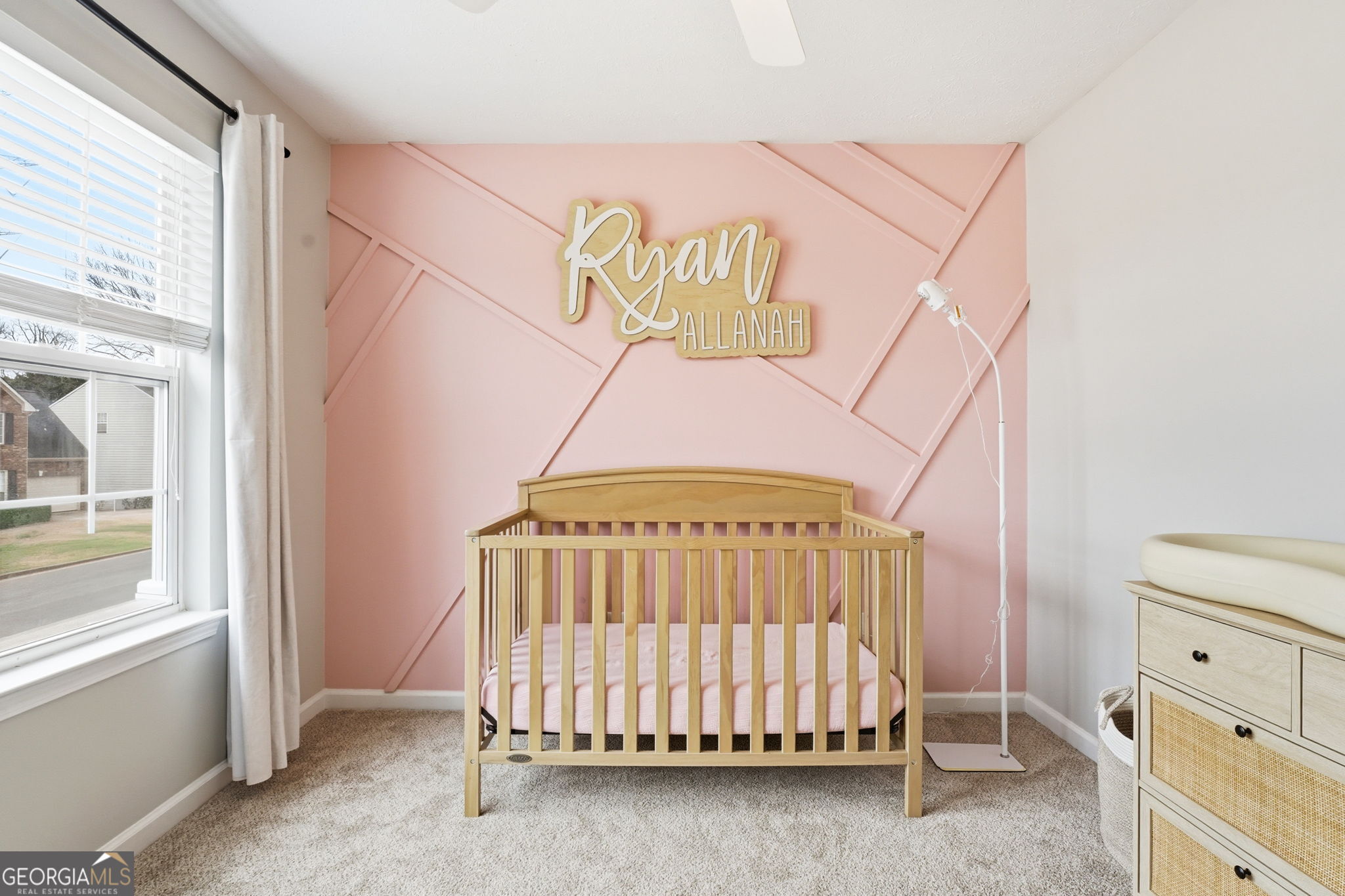 5076 Newpark Drive NW