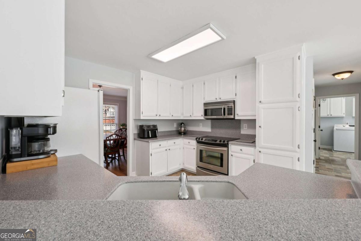 4304 Cedar Bluff Way SW