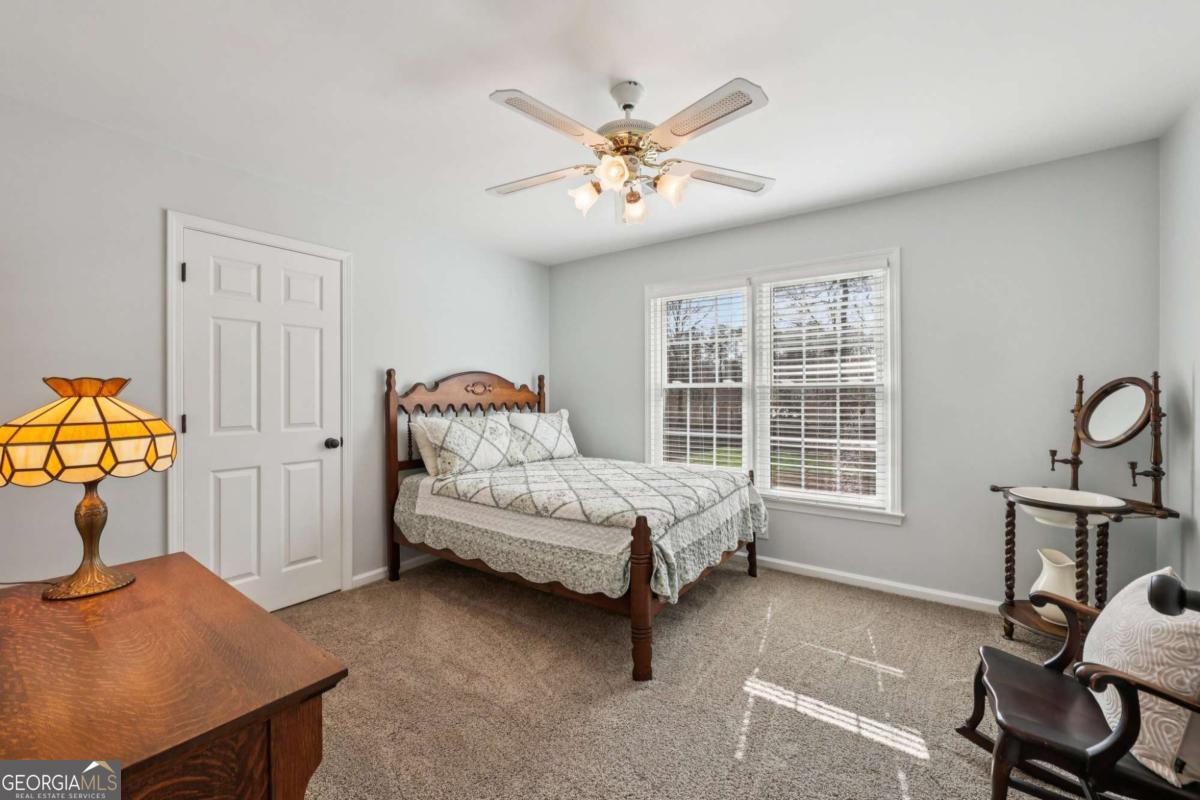 4304 Cedar Bluff Way SW