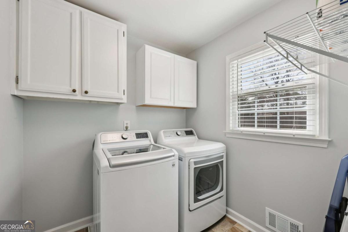 4304 Cedar Bluff Way SW