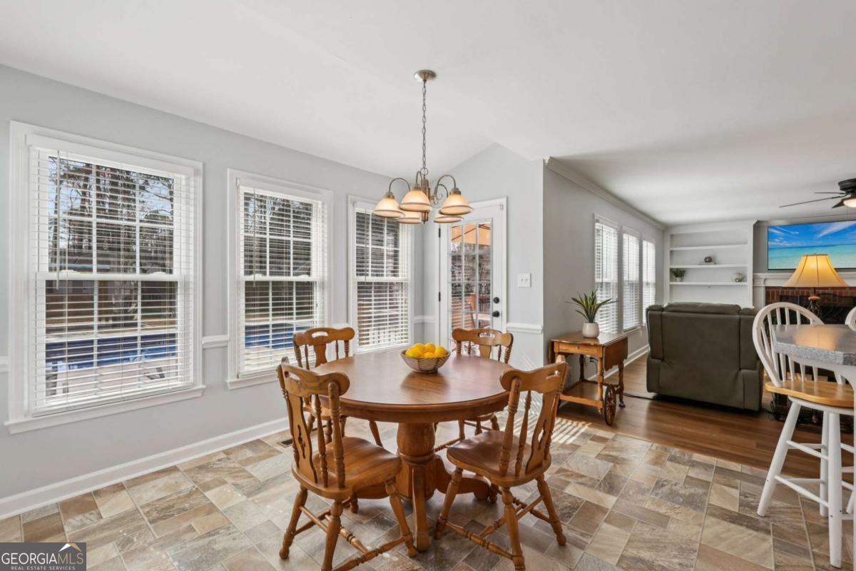 4304 Cedar Bluff Way SW