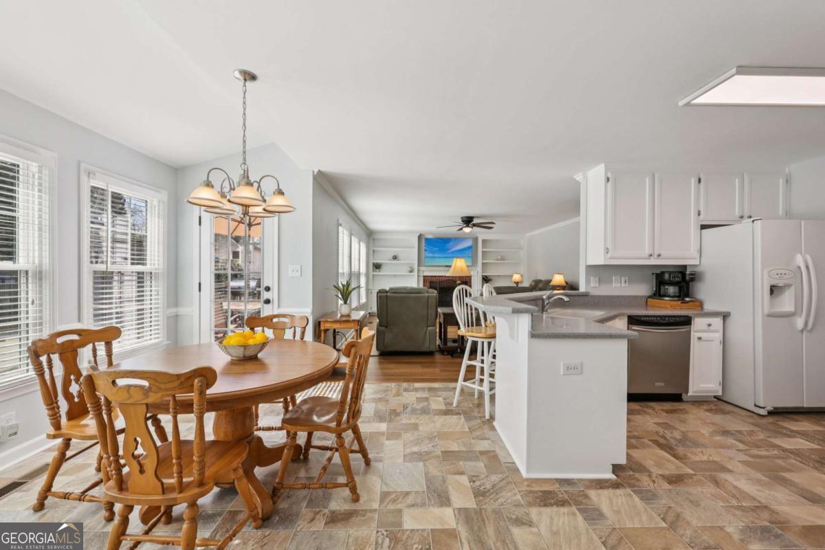 4304 Cedar Bluff Way SW