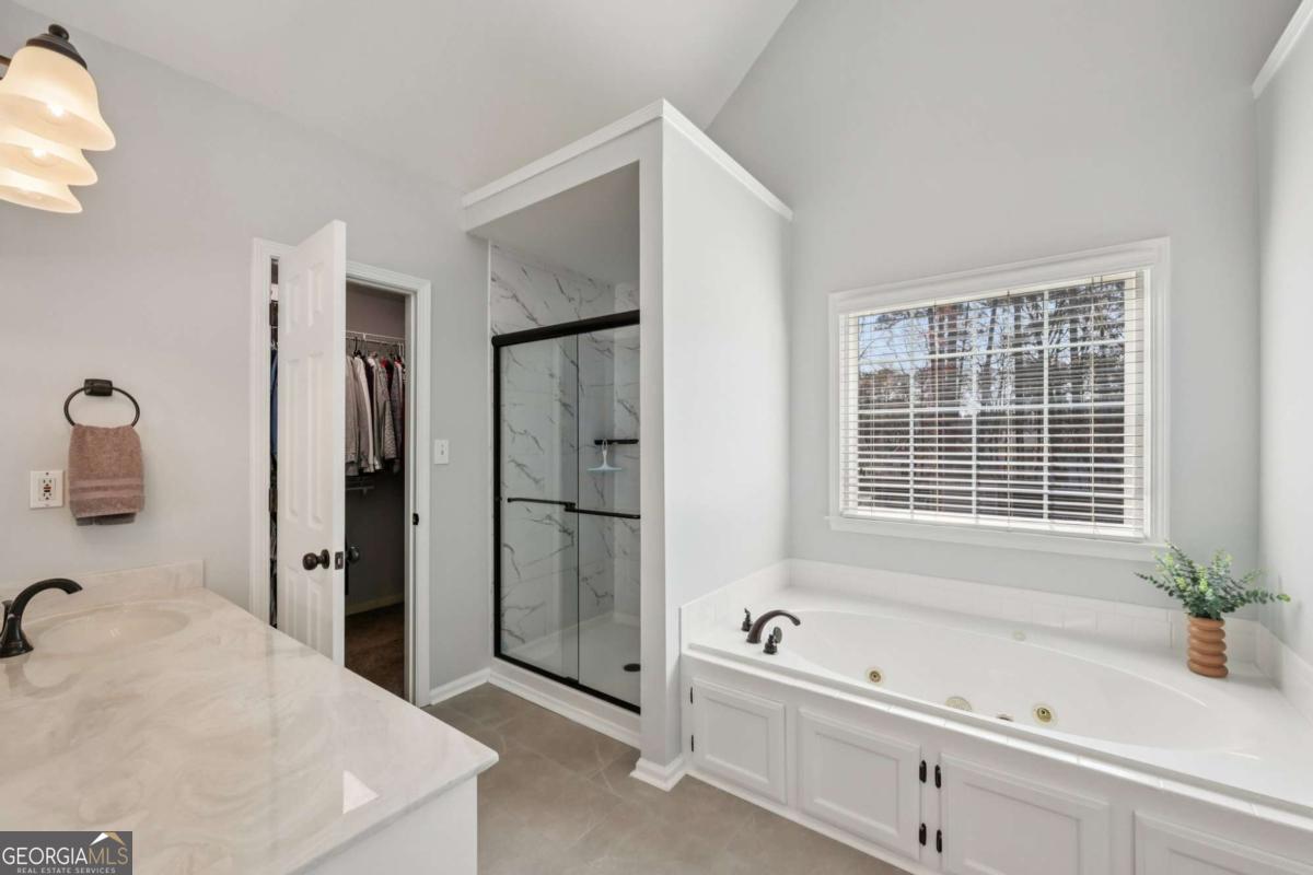 4304 Cedar Bluff Way SW