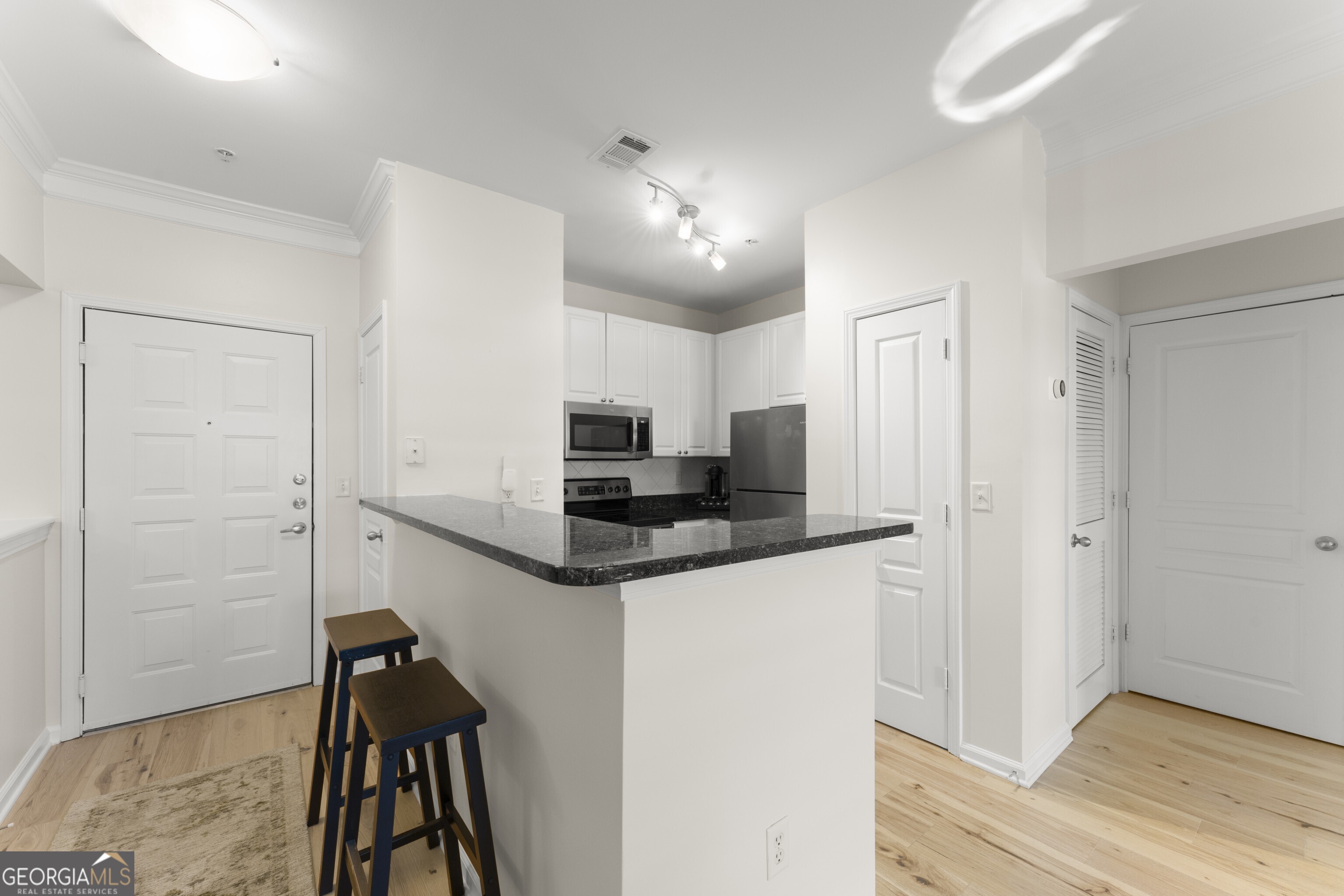 10 Perimeter Summit Boulevard NE # 2303