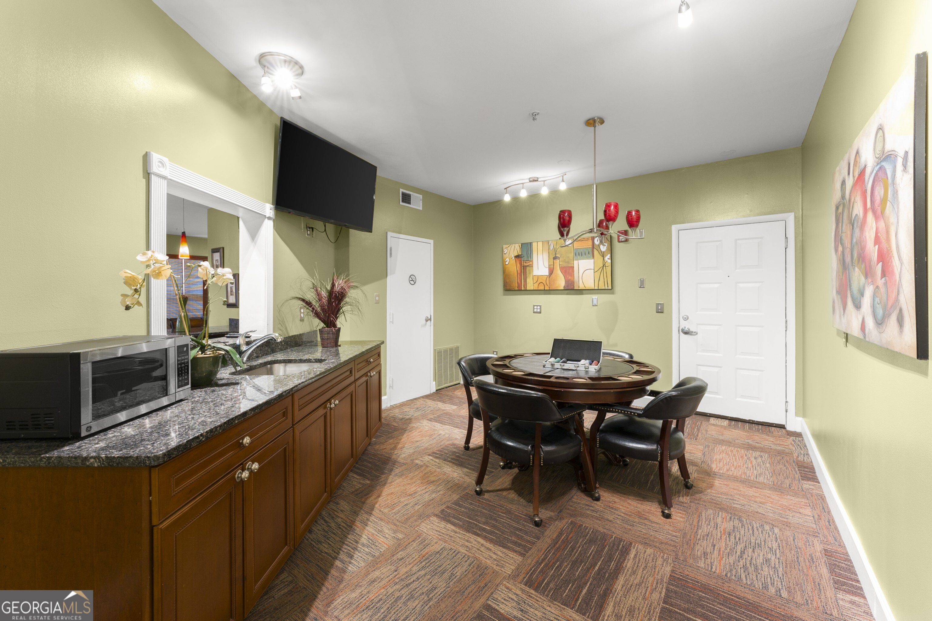 10 Perimeter Summit Boulevard NE # 2303