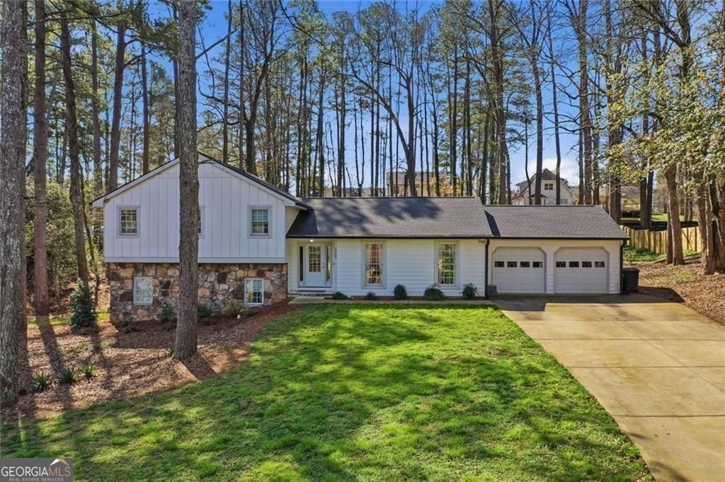 1562 Hillhaven Drive