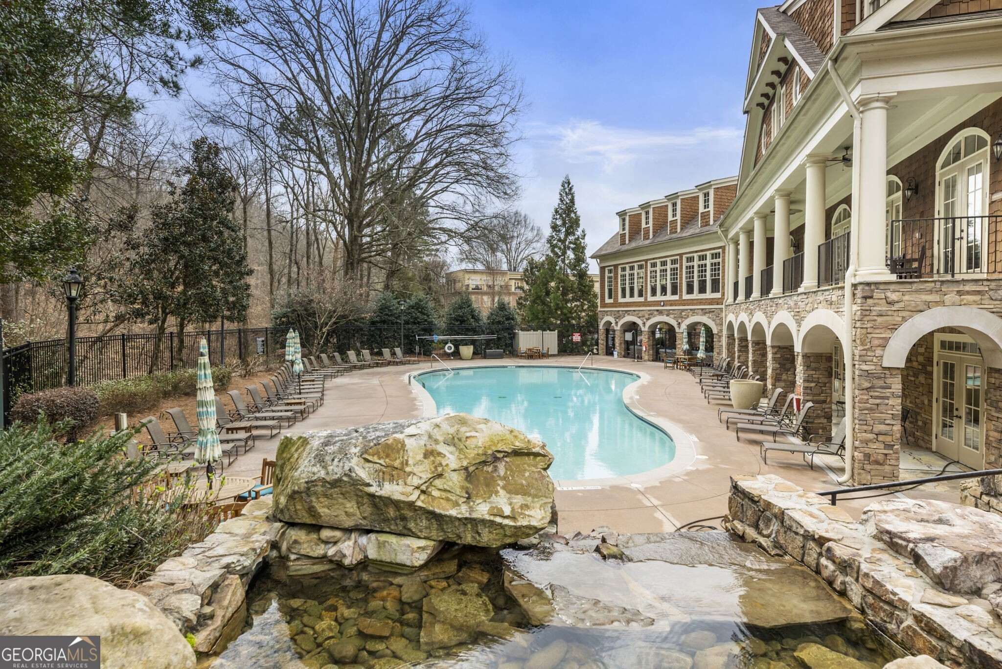 200 River Vista Drive # 520