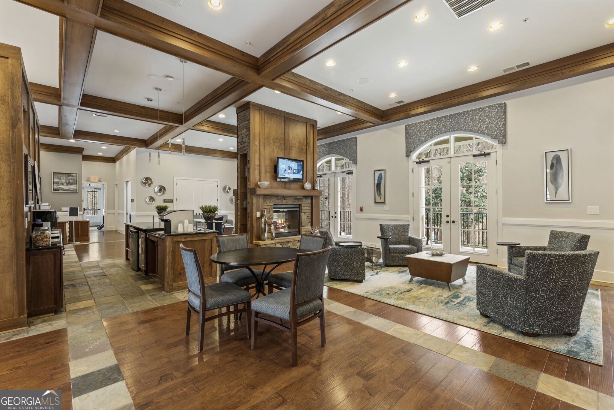 200 River Vista Drive # 520