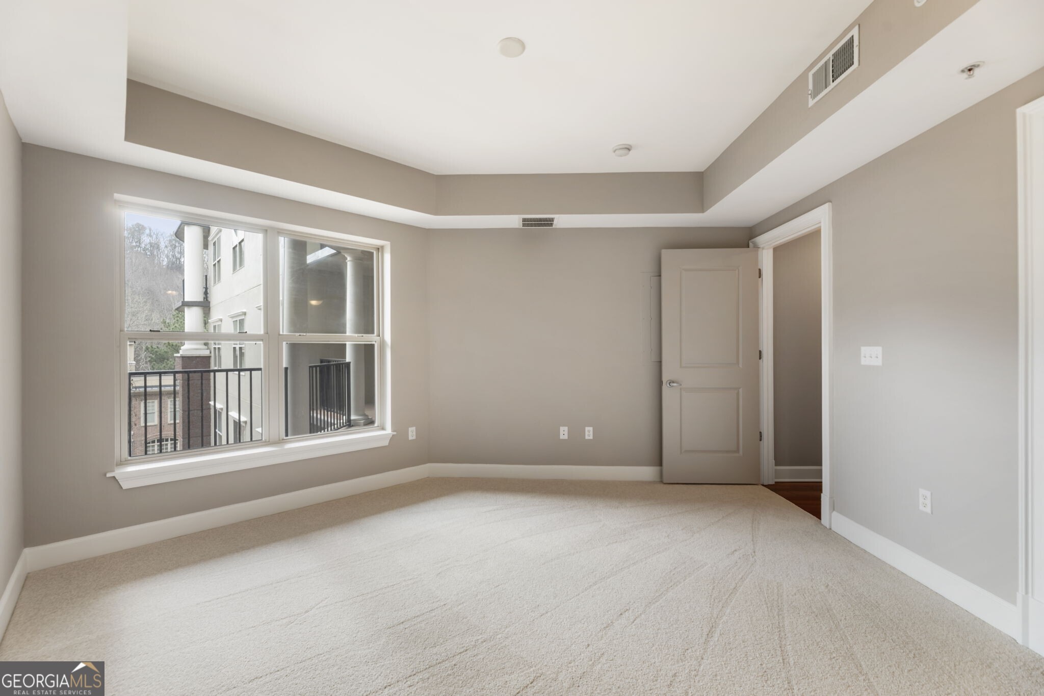 200 River Vista Drive # 520