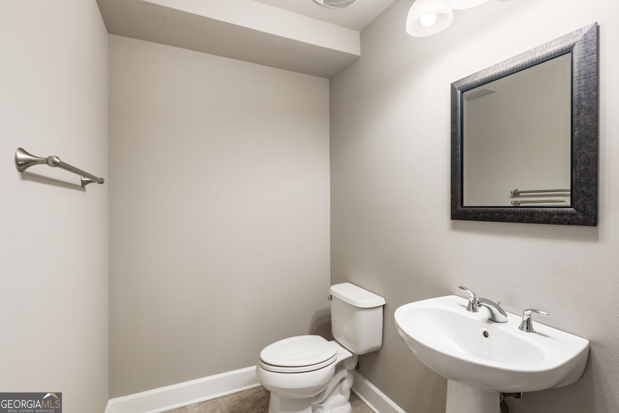 200 River Vista Drive # 520