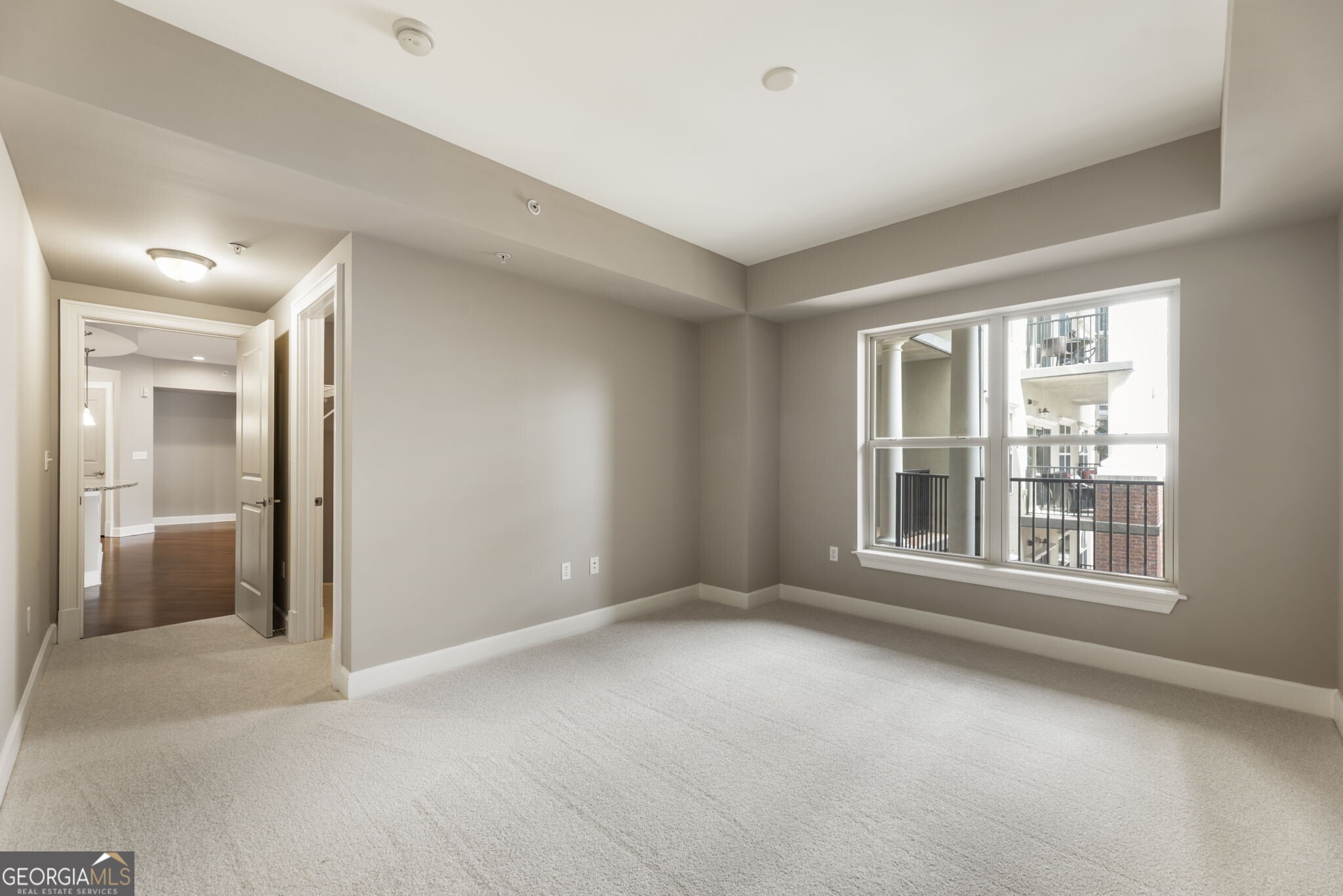 200 River Vista Drive # 520