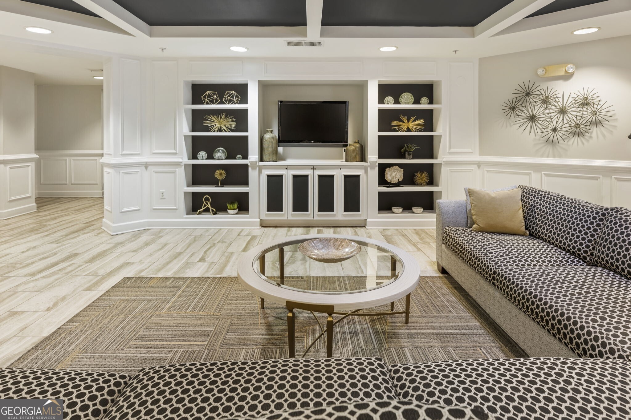 200 River Vista Drive # 520