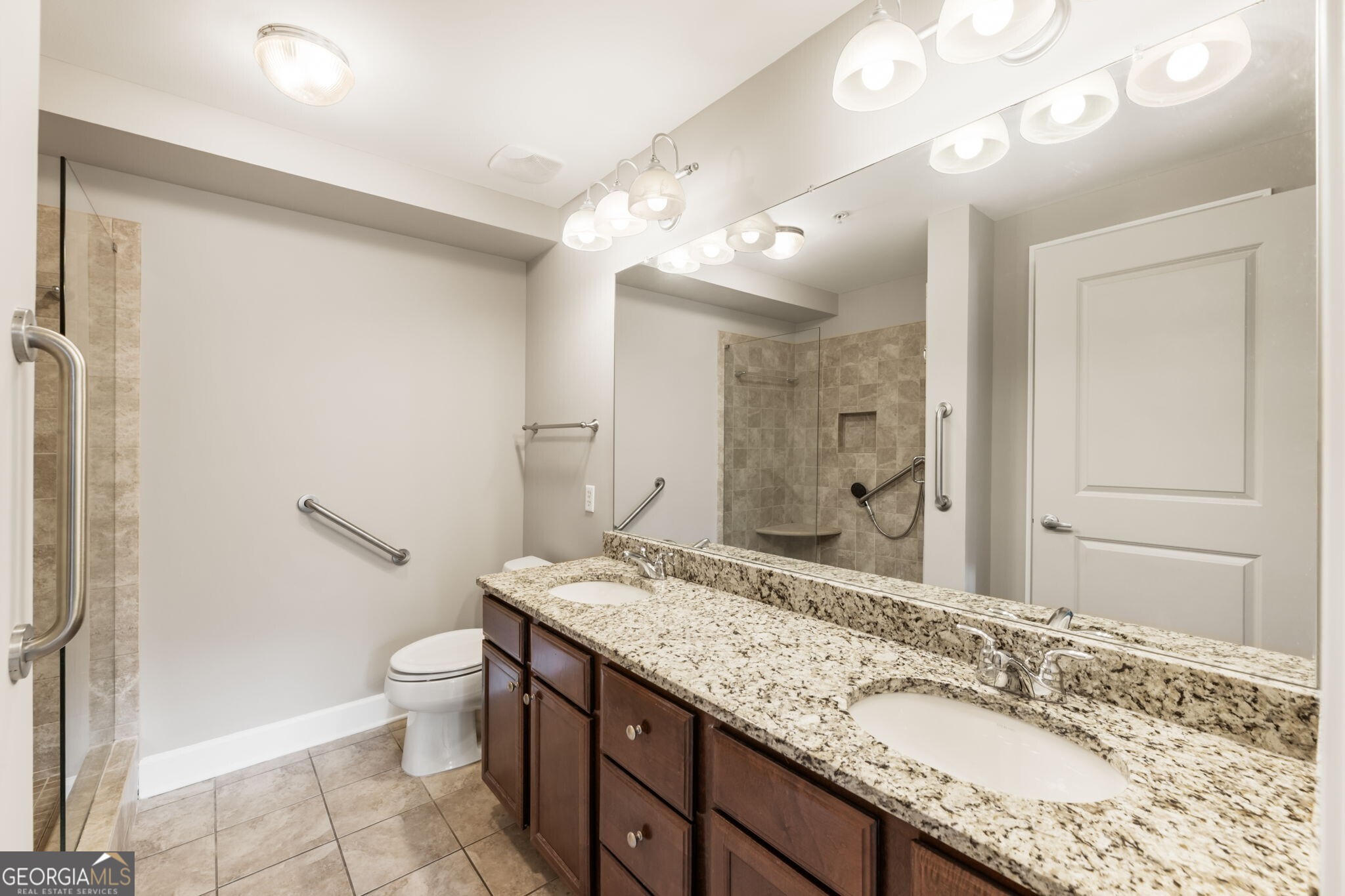 200 River Vista Drive # 520