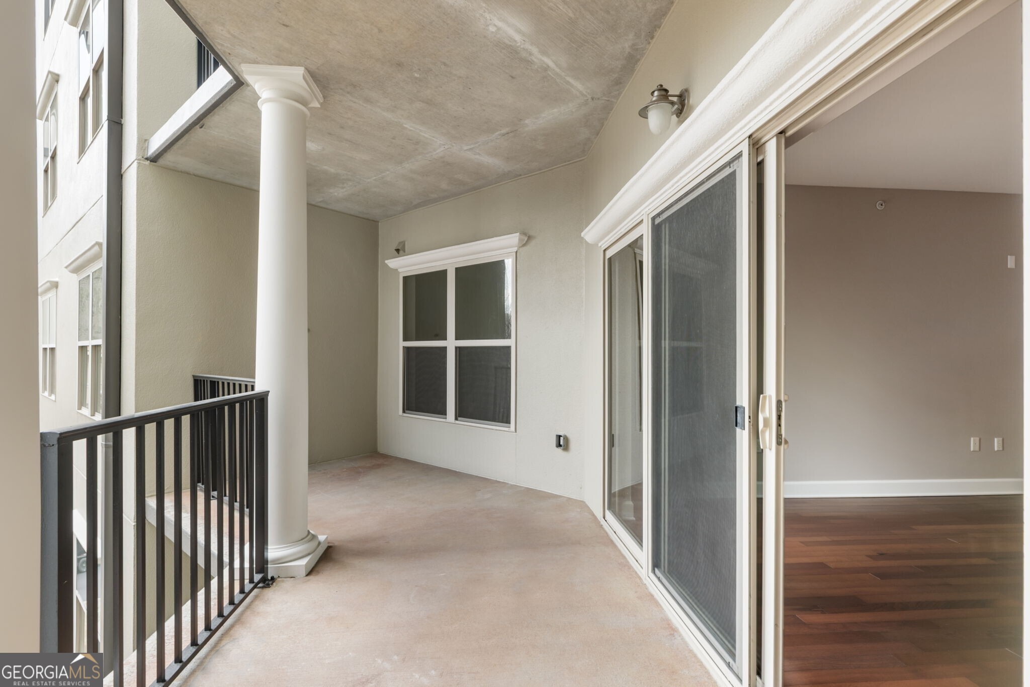 200 River Vista Drive # 520