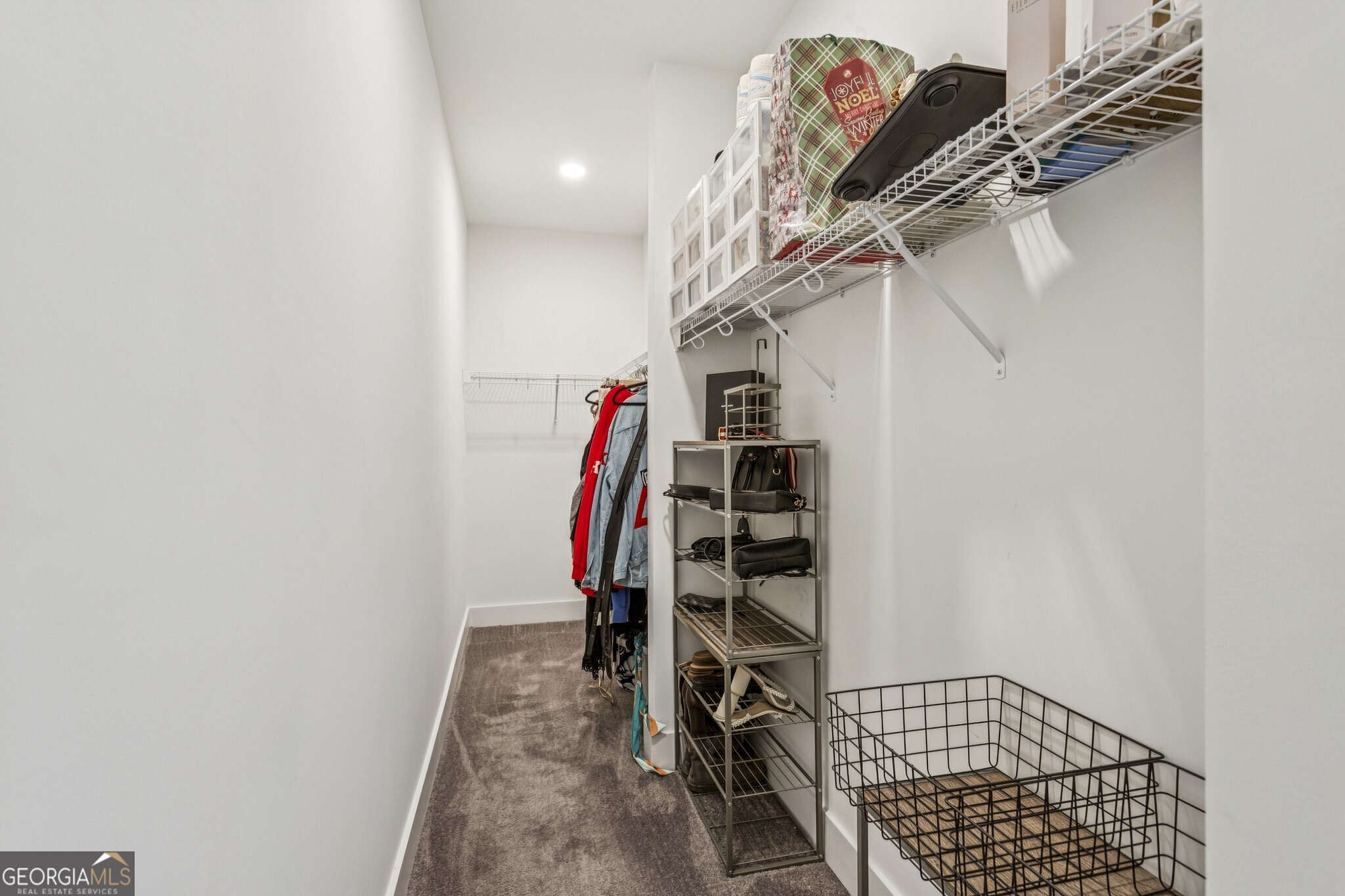 1261 Chelsea Circle NW