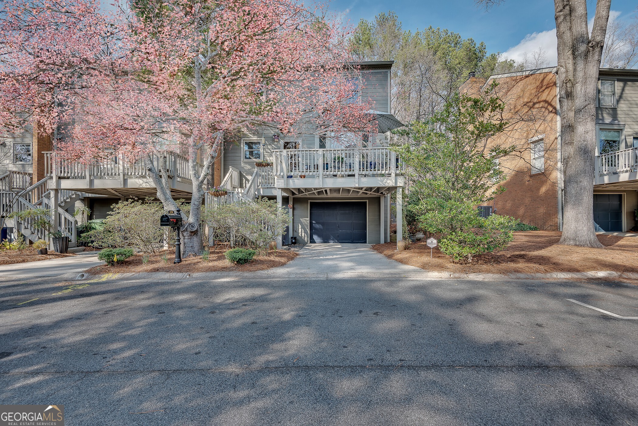 1150 Morningside Place NE