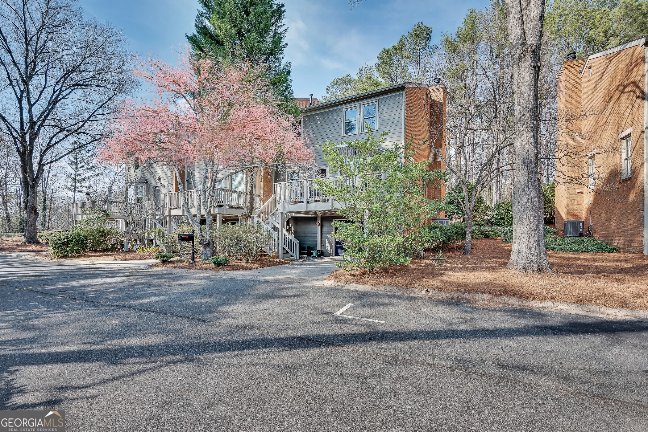 1150 Morningside Place NE