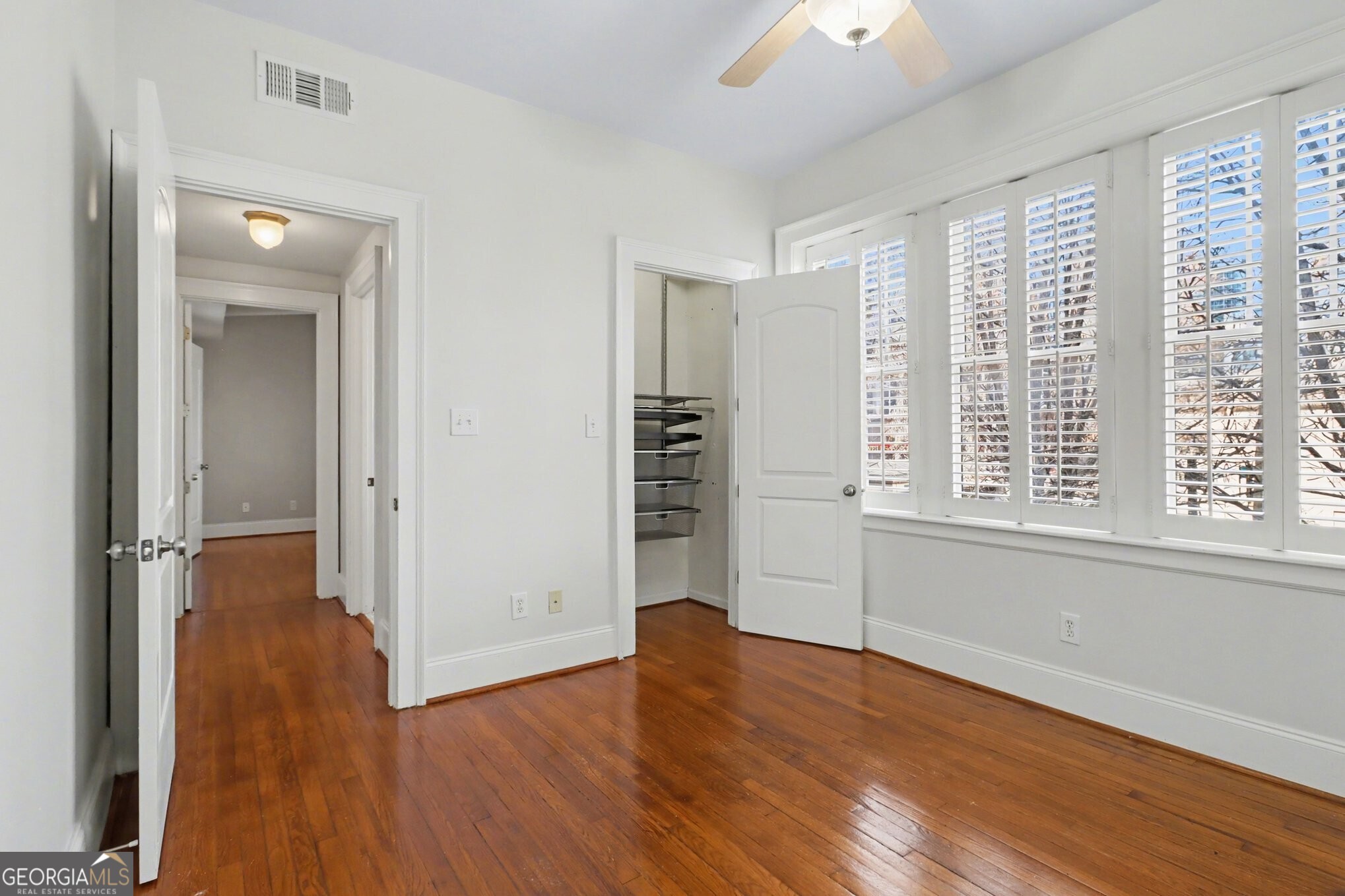 908 Juniper Street NE # 206