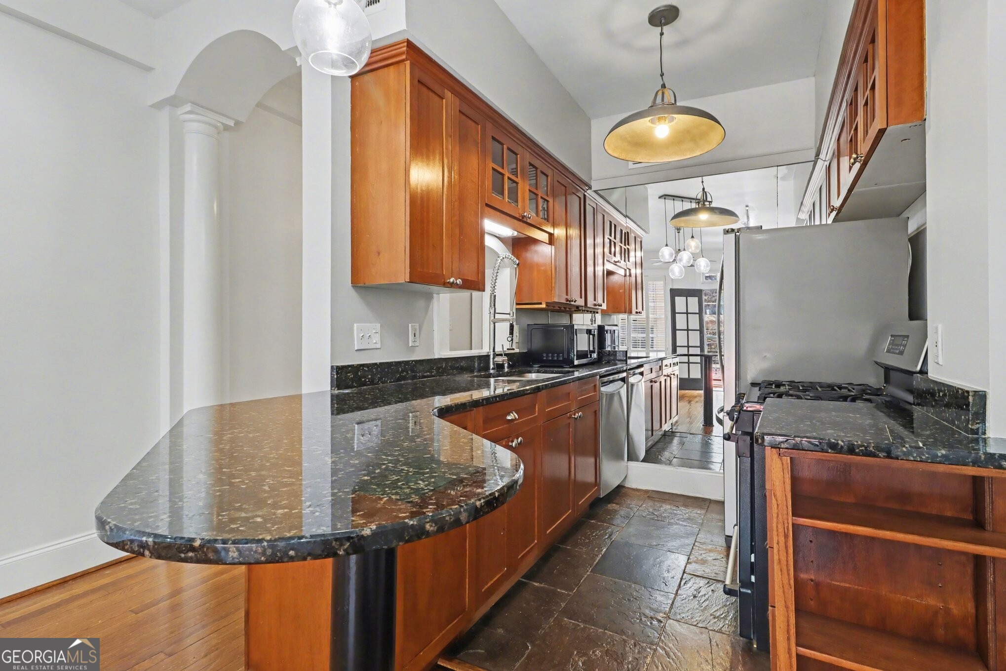 908 Juniper Street NE # 206