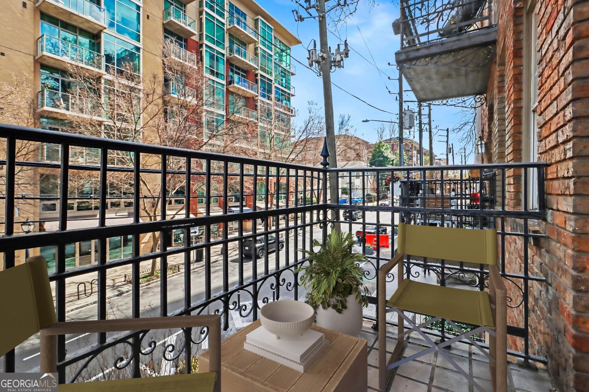 908 Juniper Street NE # 206